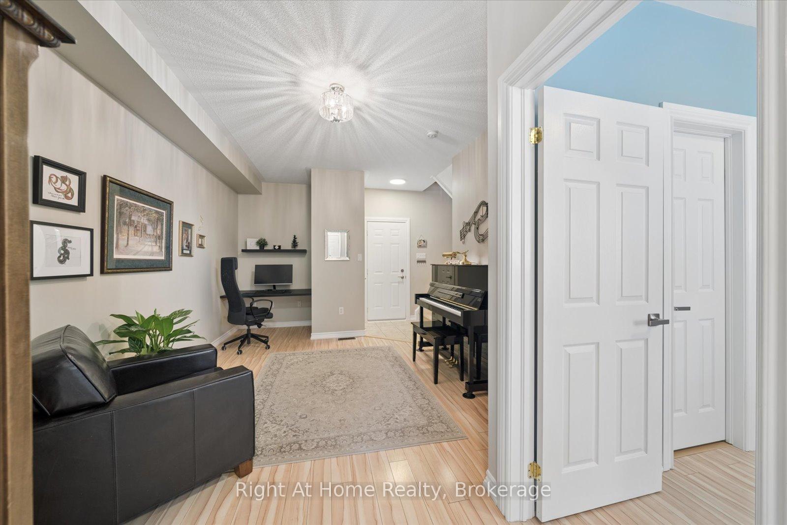 Photo 27 of 17 Wicker Park Way, Whitby, Pringle Creek — HOMEH