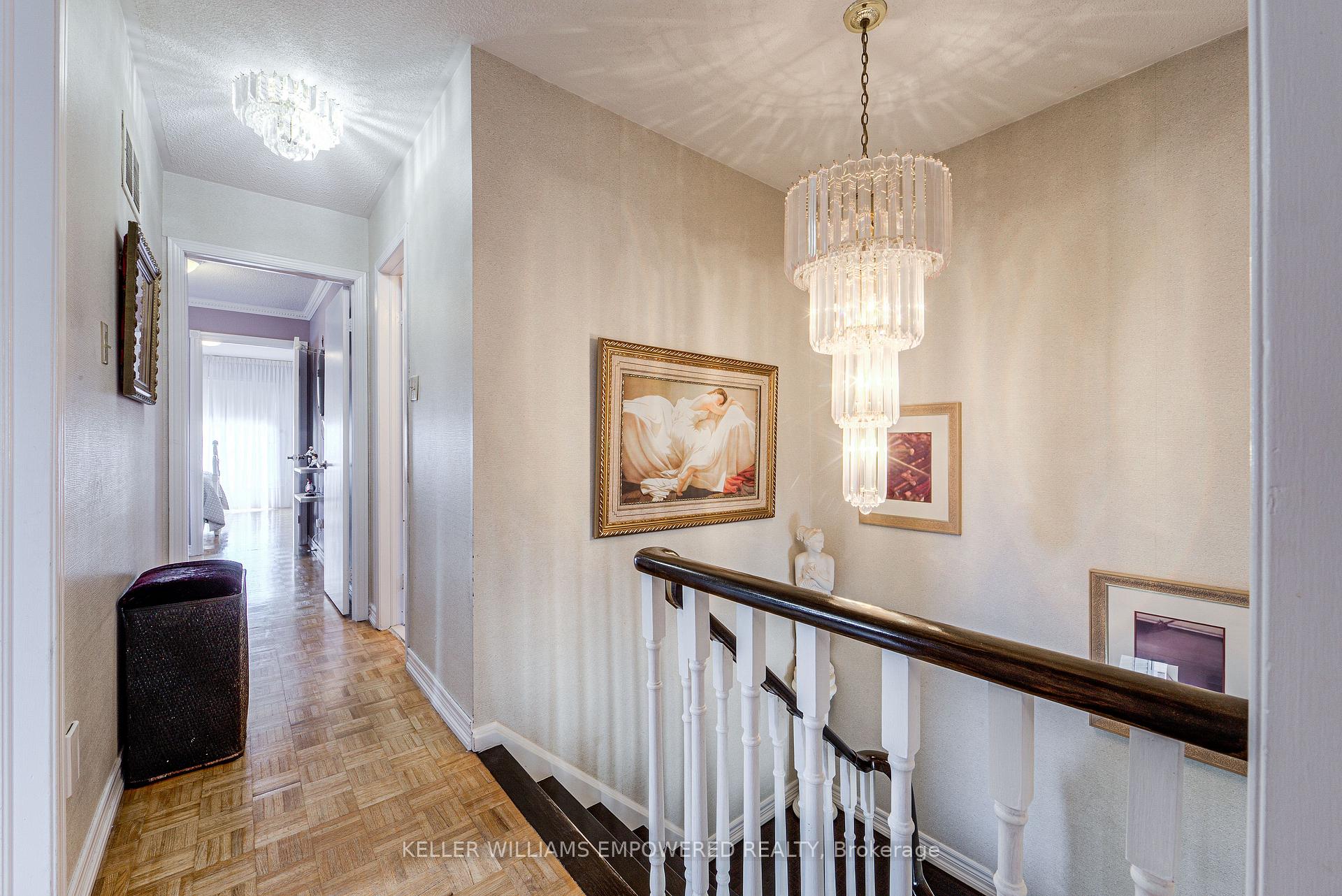 Photo 16 of 79 Oakmount Crescent, Vaughan, Glen Shields — HOMEH