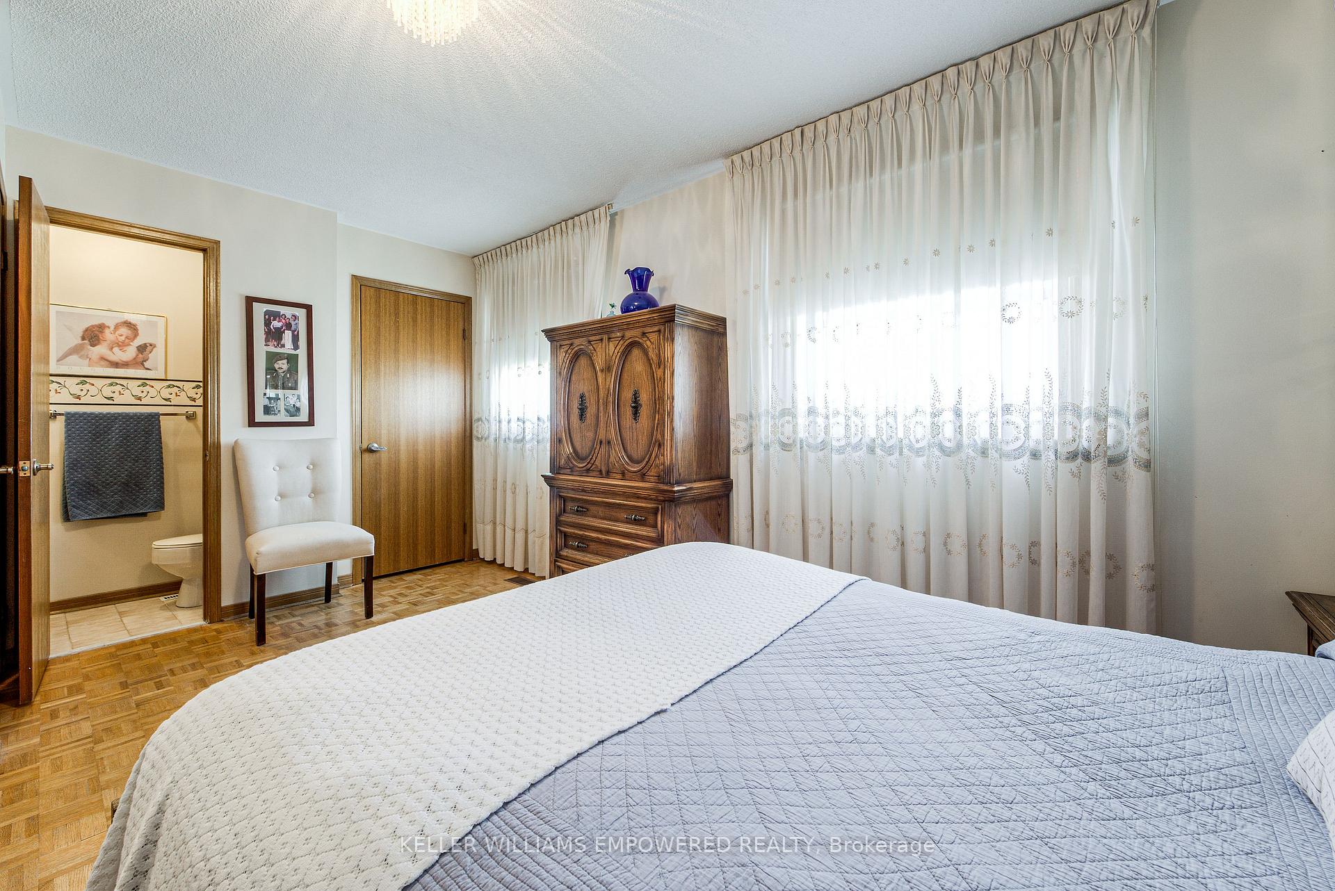 Photo 19 of 79 Oakmount Crescent, Vaughan, Glen Shields — HOMEH