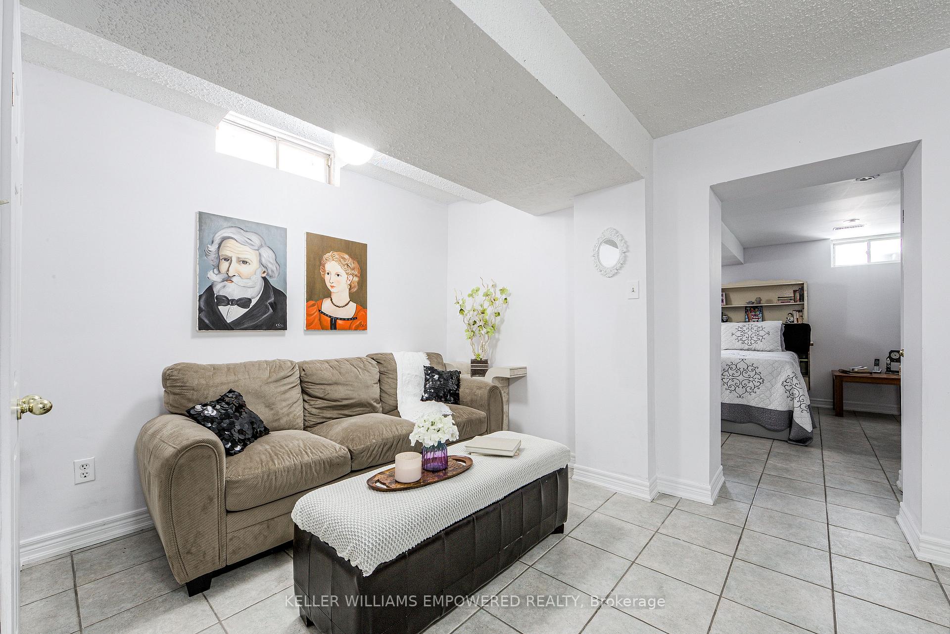 Photo 28 of 79 Oakmount Crescent, Vaughan, Glen Shields — HOMEH