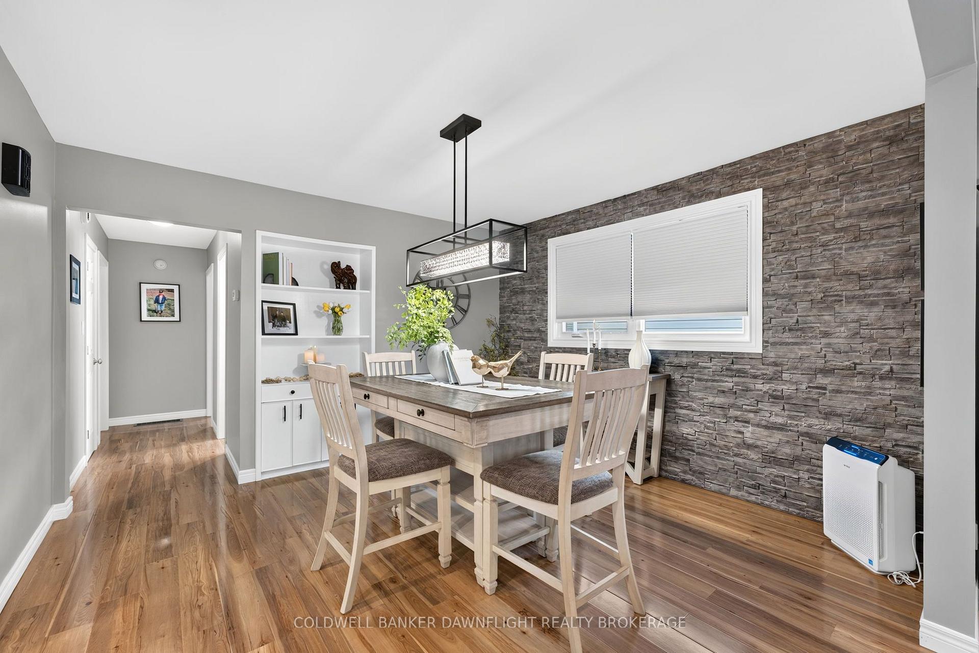 Photo 13 of 76 Sanders Street W, South Huron, Exeter — HOMEH