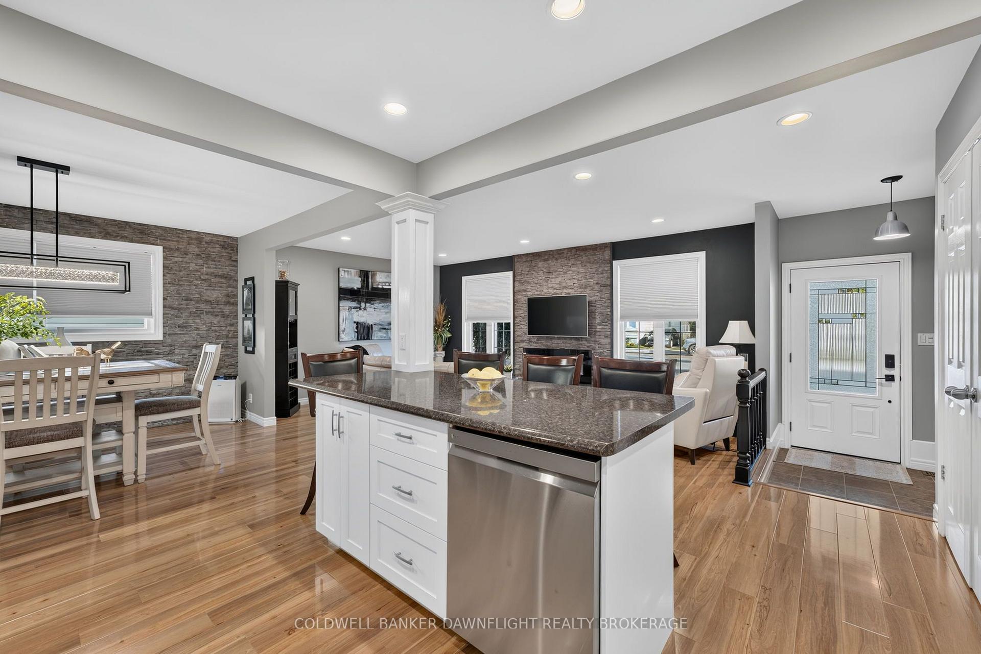 Photo 15 of 76 Sanders Street W, South Huron, Exeter — HOMEH