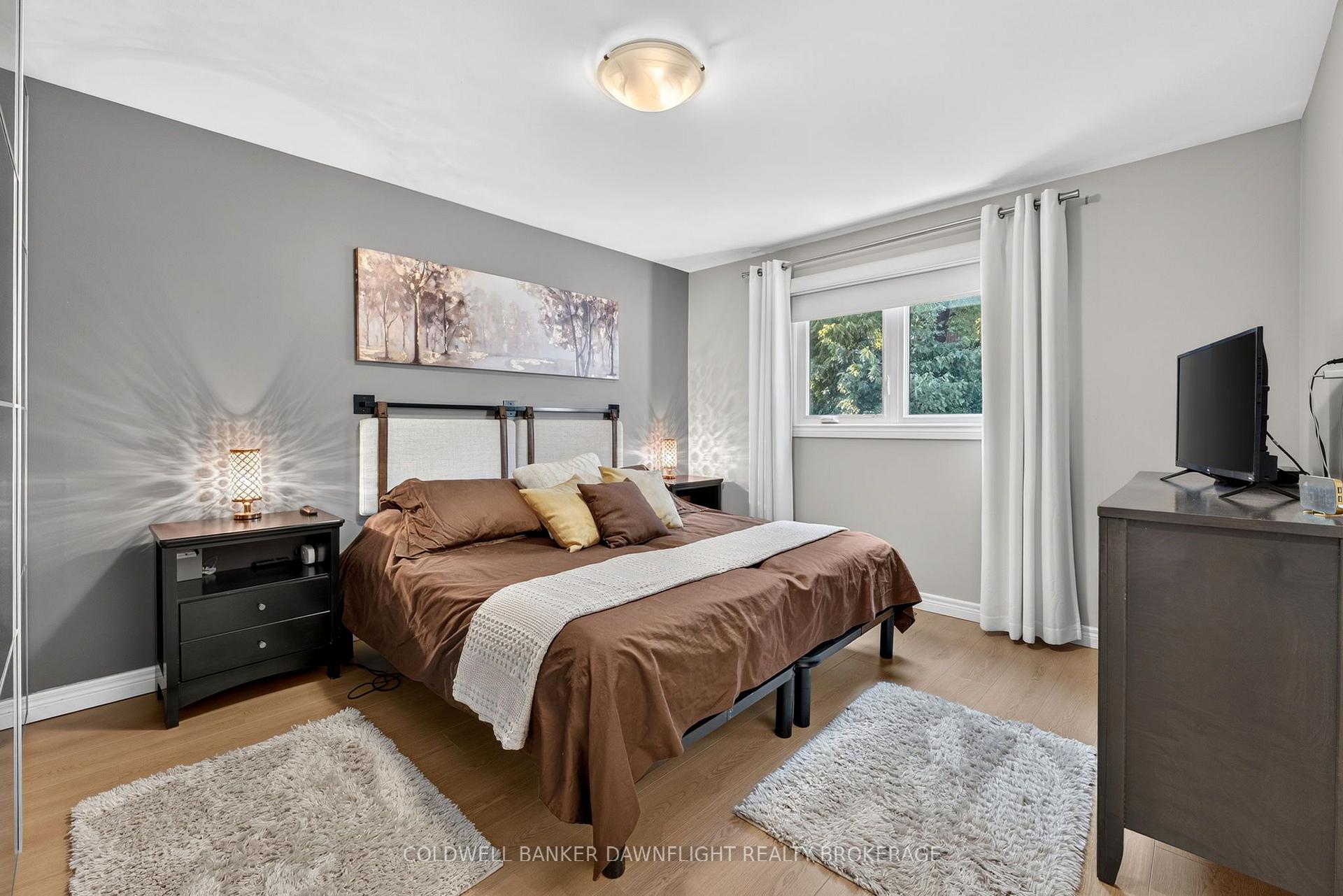 Photo 17 of 76 Sanders Street W, South Huron, Exeter — HOMEH