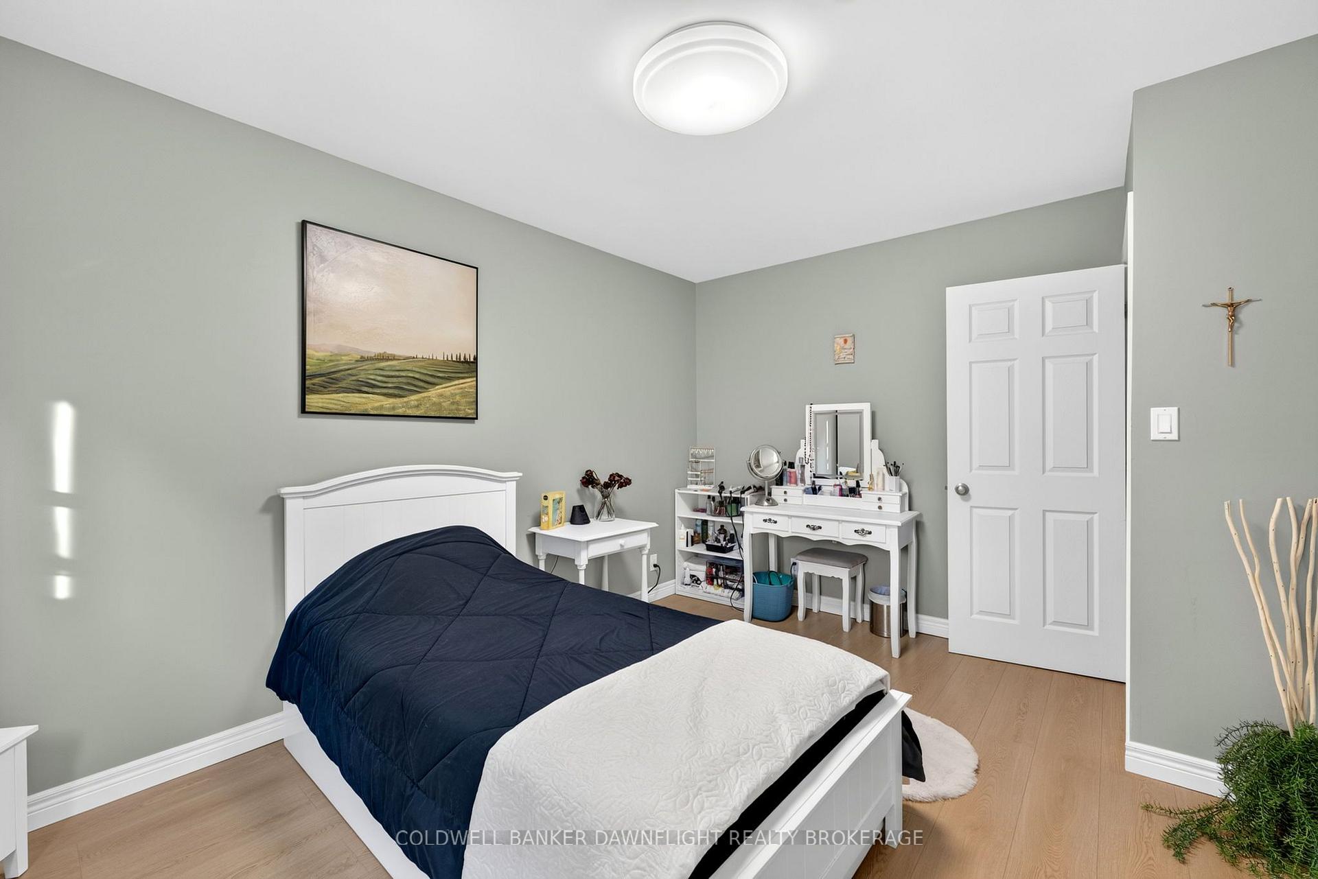 Photo 19 of 76 Sanders Street W, South Huron, Exeter — HOMEH