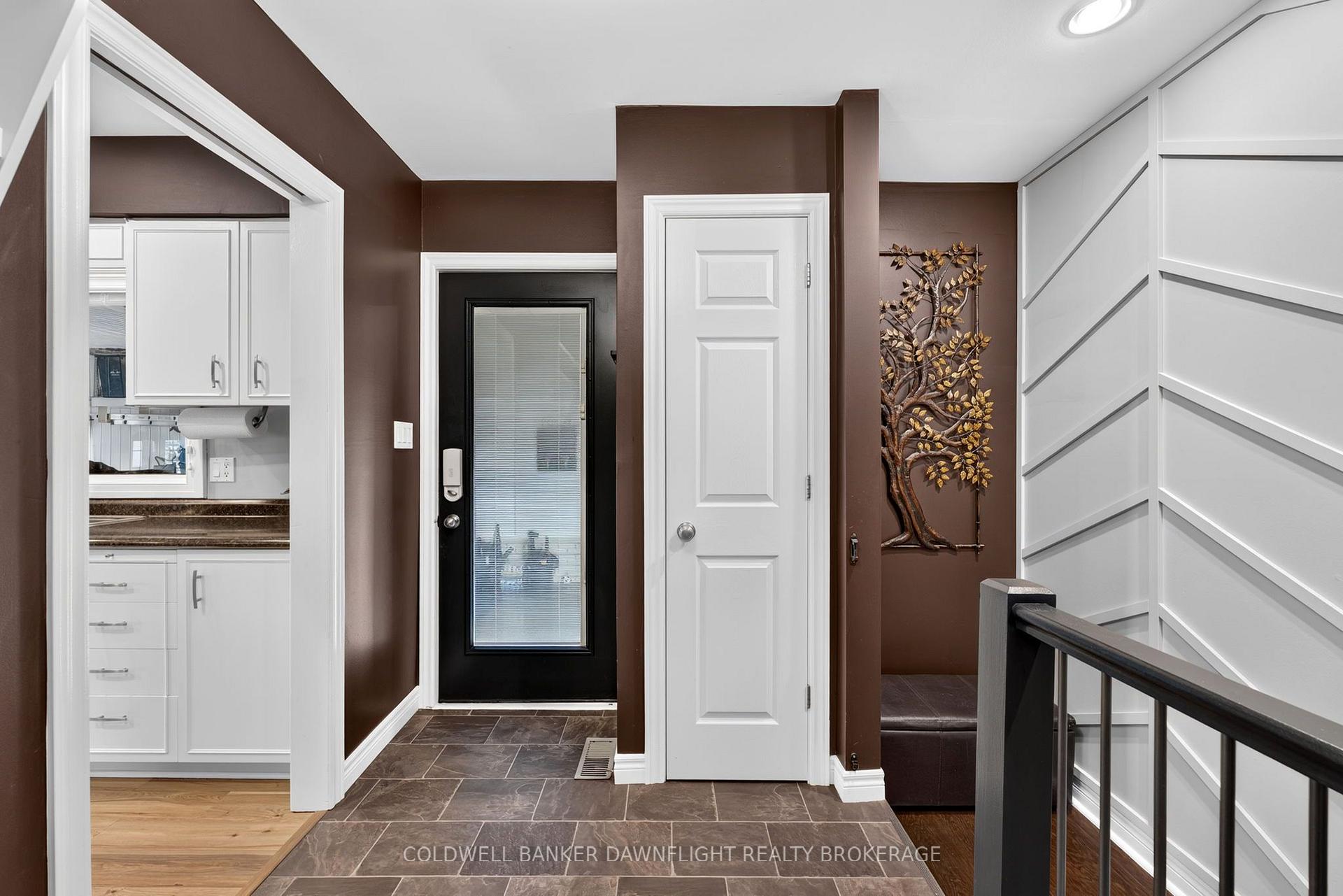 Photo 23 of 76 Sanders Street W, South Huron, Exeter — HOMEH