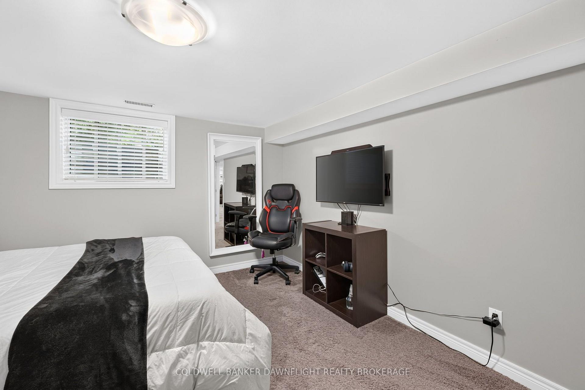 Photo 32 of 76 Sanders Street W, South Huron, Exeter — HOMEH