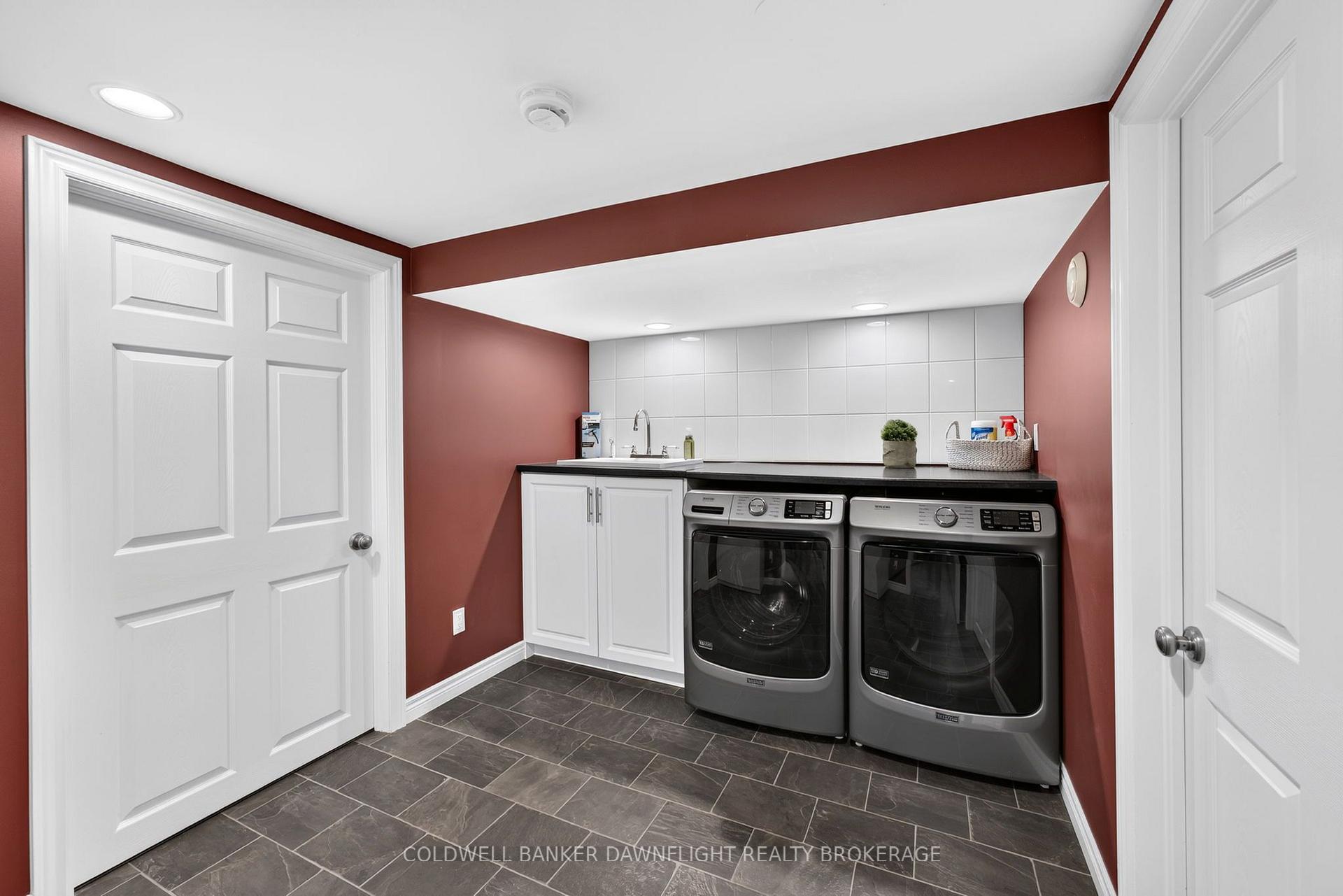 Photo 33 of 76 Sanders Street W, South Huron, Exeter — HOMEH