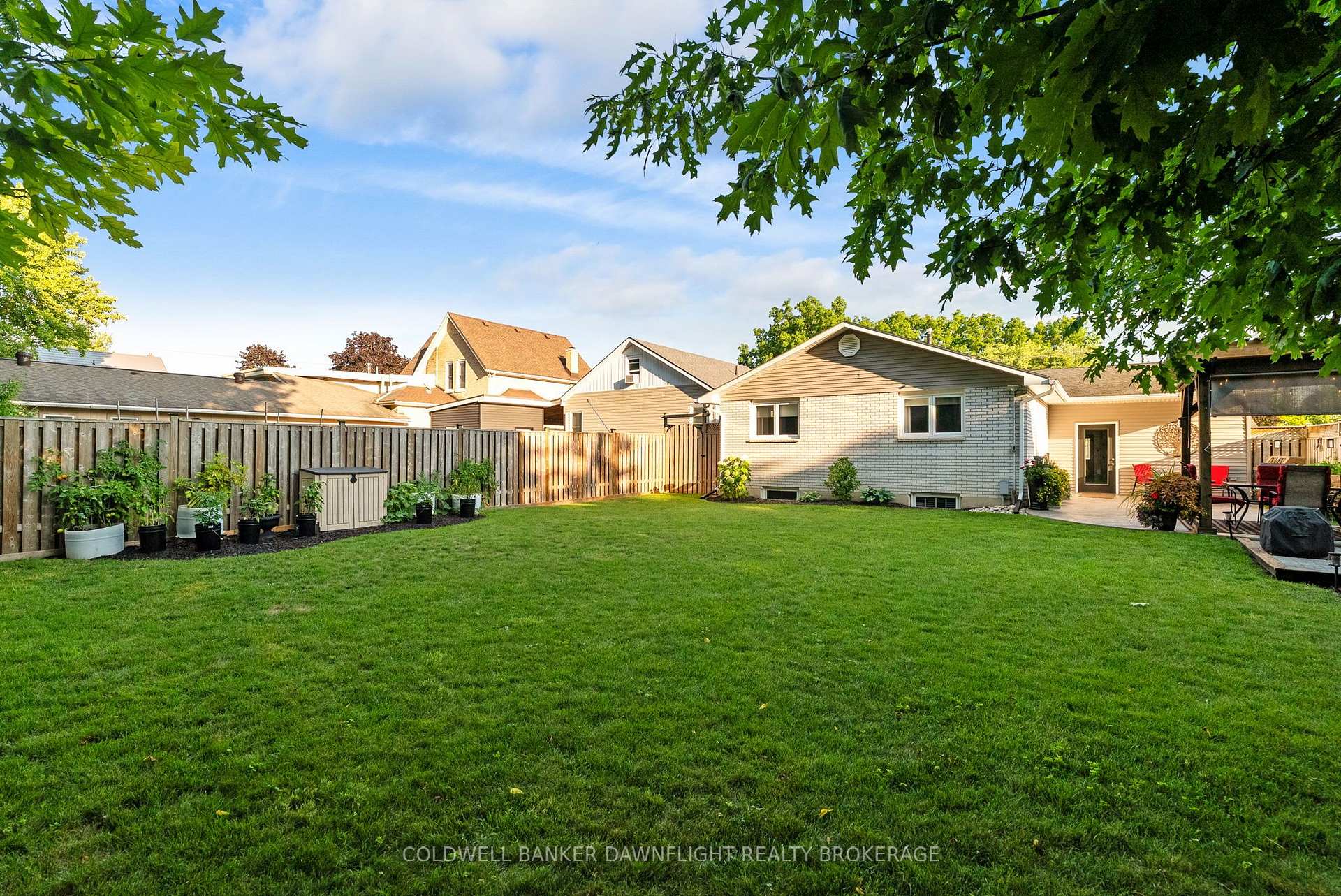 Photo 40 of 76 Sanders Street W, South Huron, Exeter — HOMEH