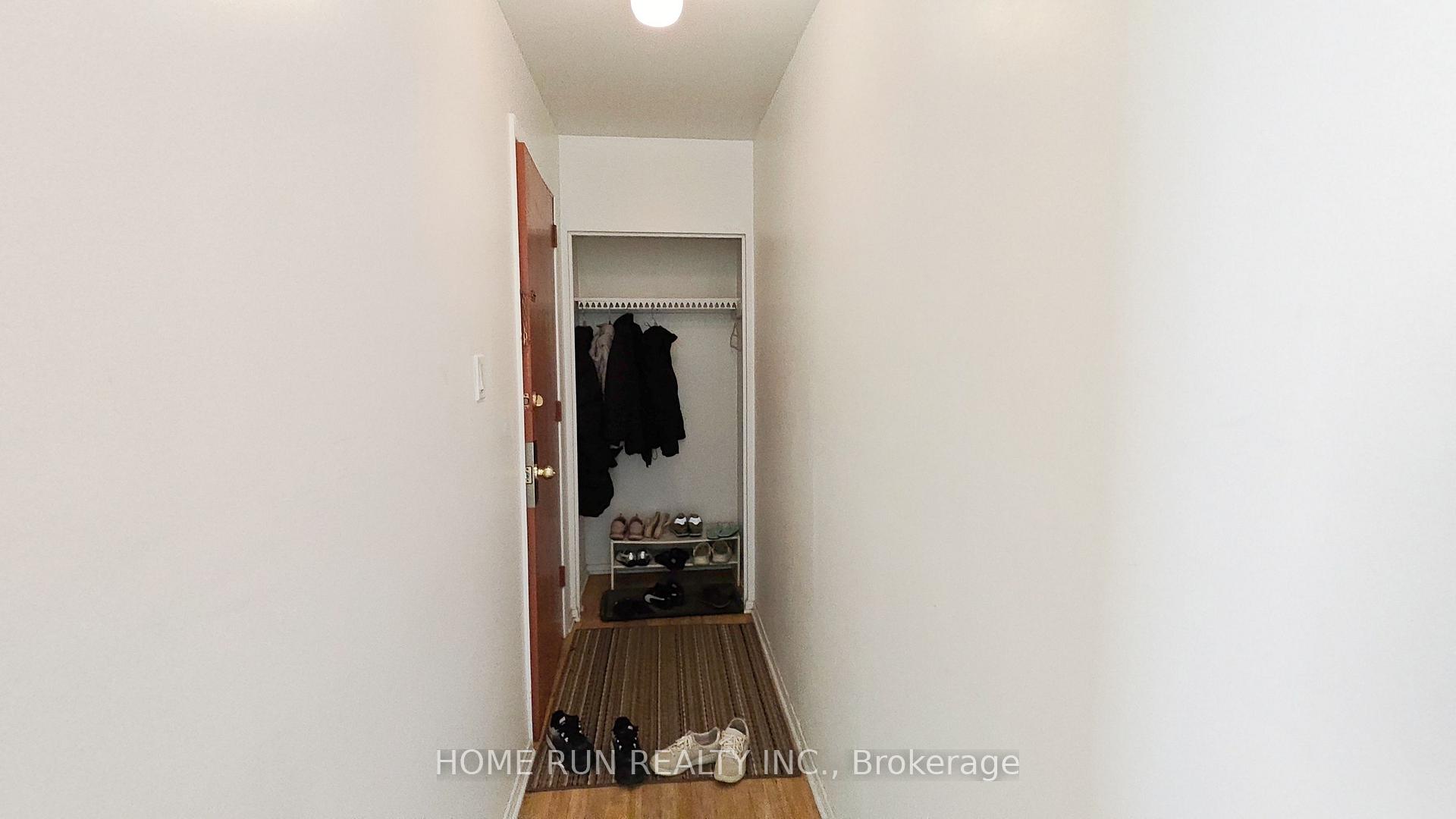 Photo 19 of 1023 Meadowlands Drive, Ottawa, Carleton Square — HOMEH