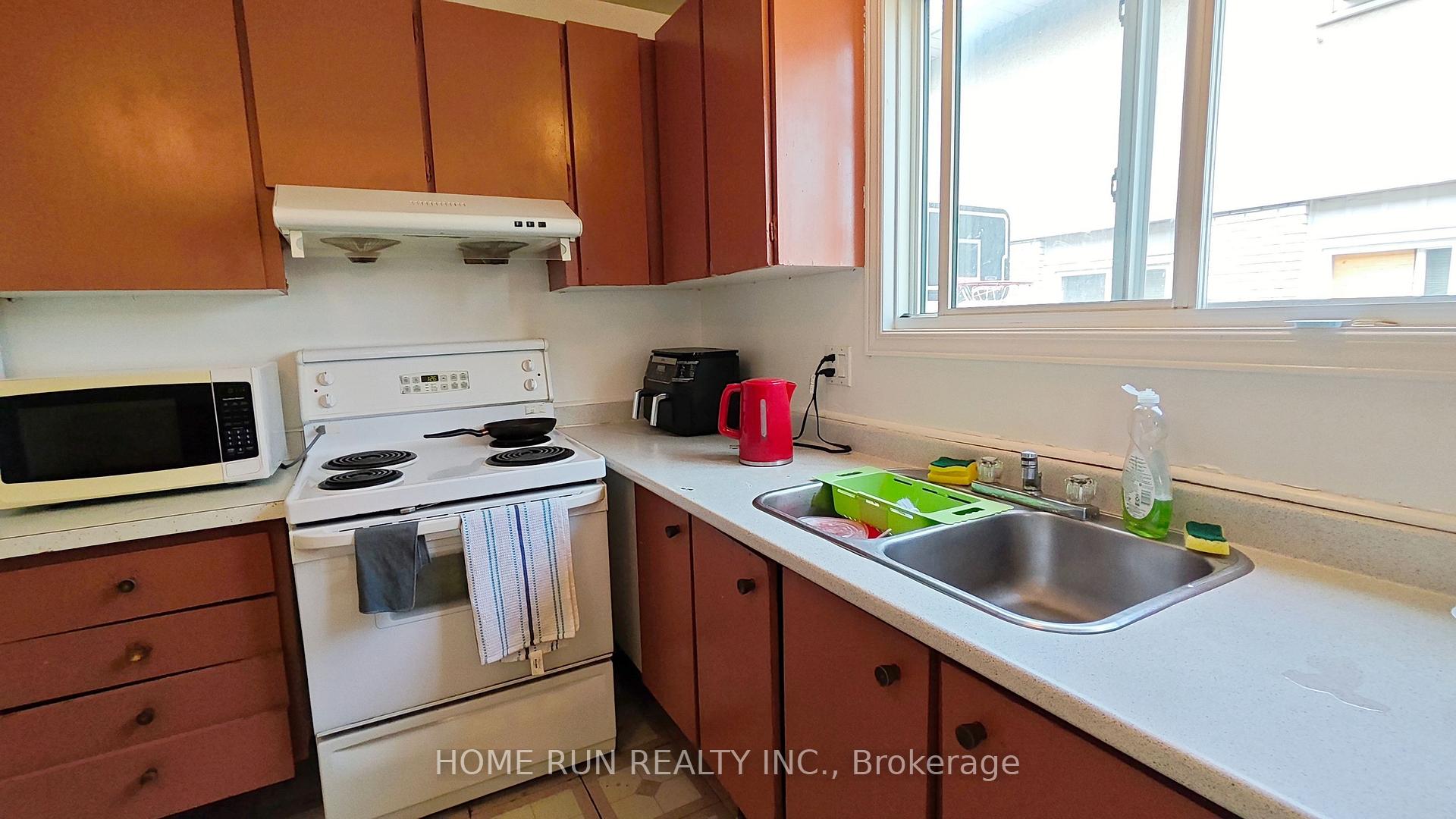 Photo 39 of 1023 Meadowlands Drive, Ottawa, Carleton Square — HOMEH