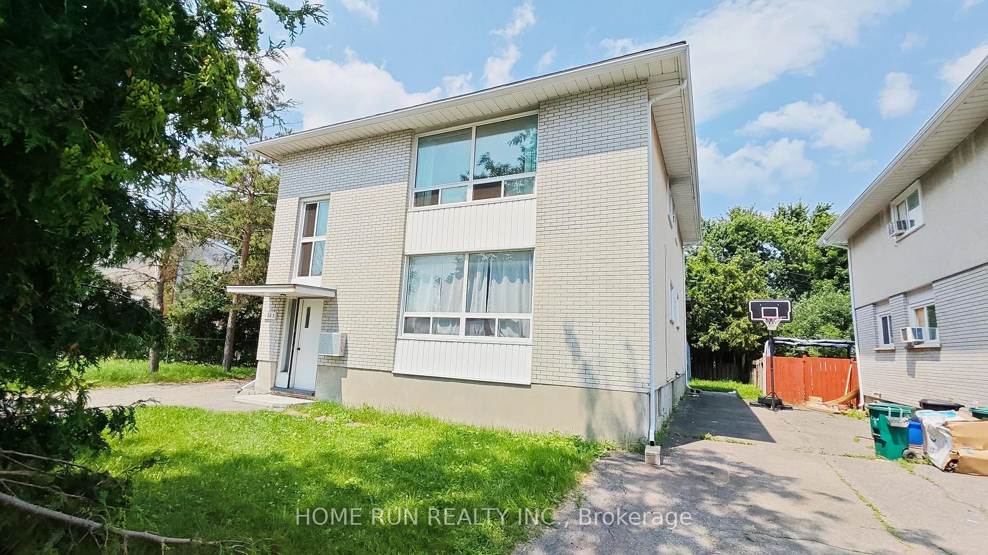 Photo 15 of 1023 Meadowlands Drive, Ottawa, Carleton Square — HOMEH