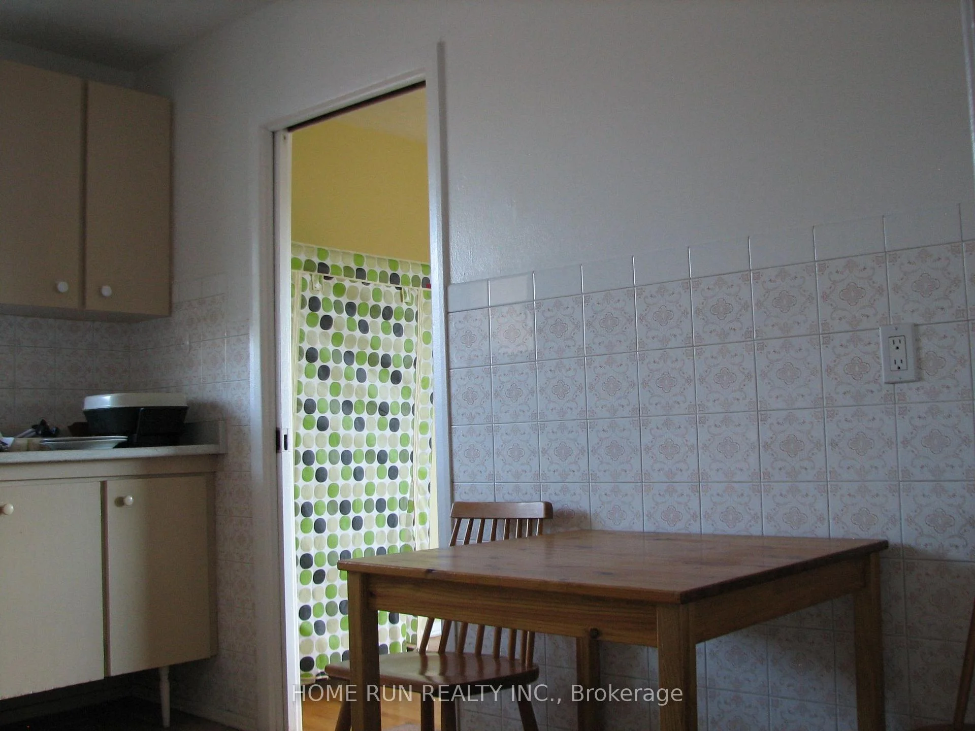 Photo 40 of 1023 Meadowlands Drive, Ottawa, Carleton Square — HOMEH