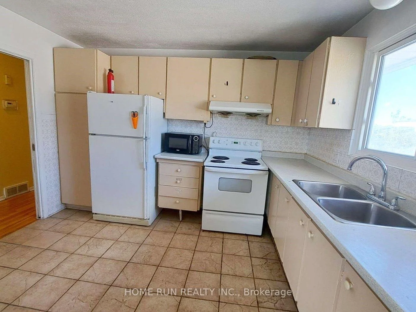 Photo 41 of 1023 Meadowlands Drive, Ottawa, Carleton Square — HOMEH