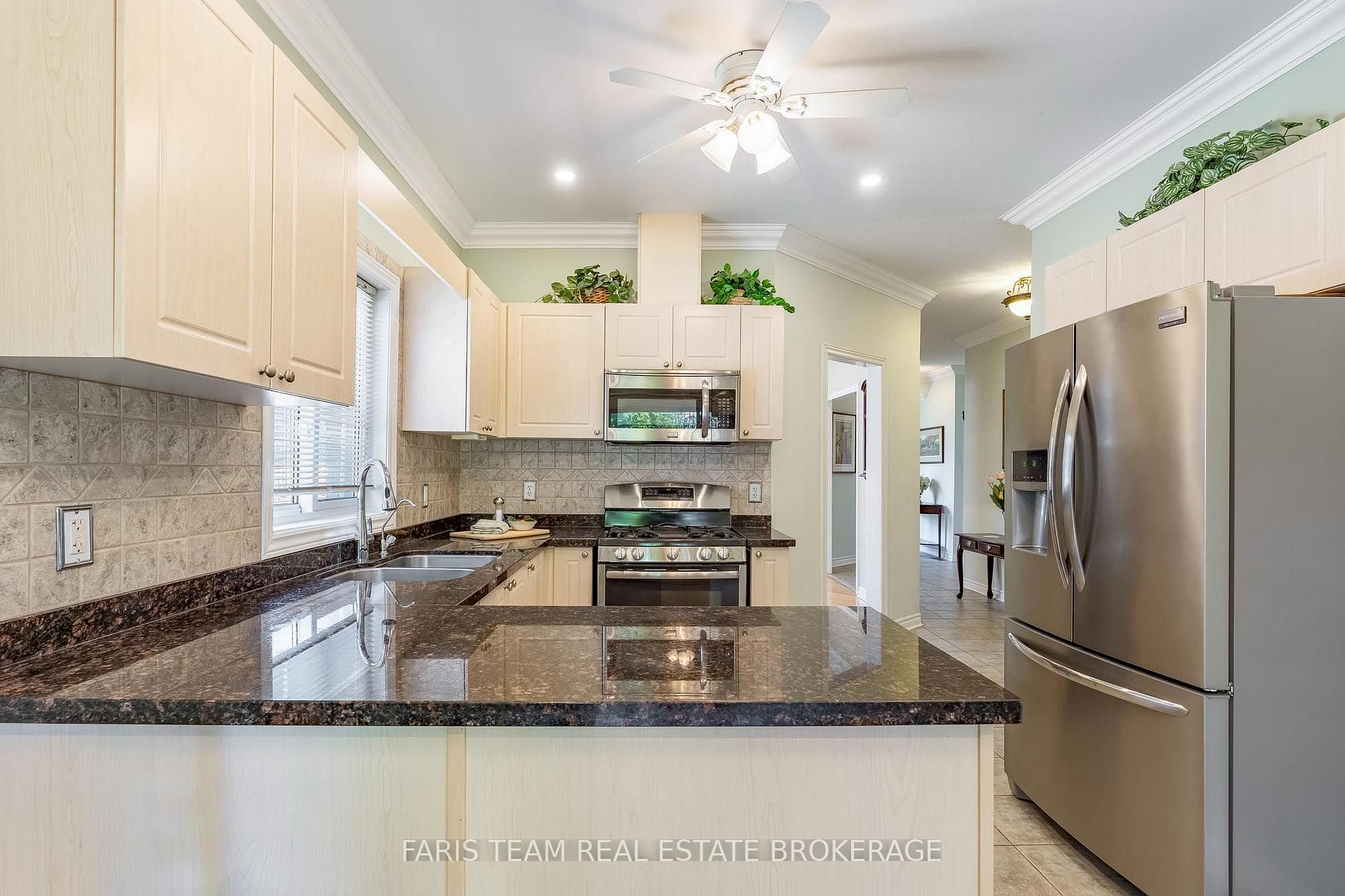 Photo 9 of 83 Joseph Crescent, Barrie, Painswick South — HOMEH