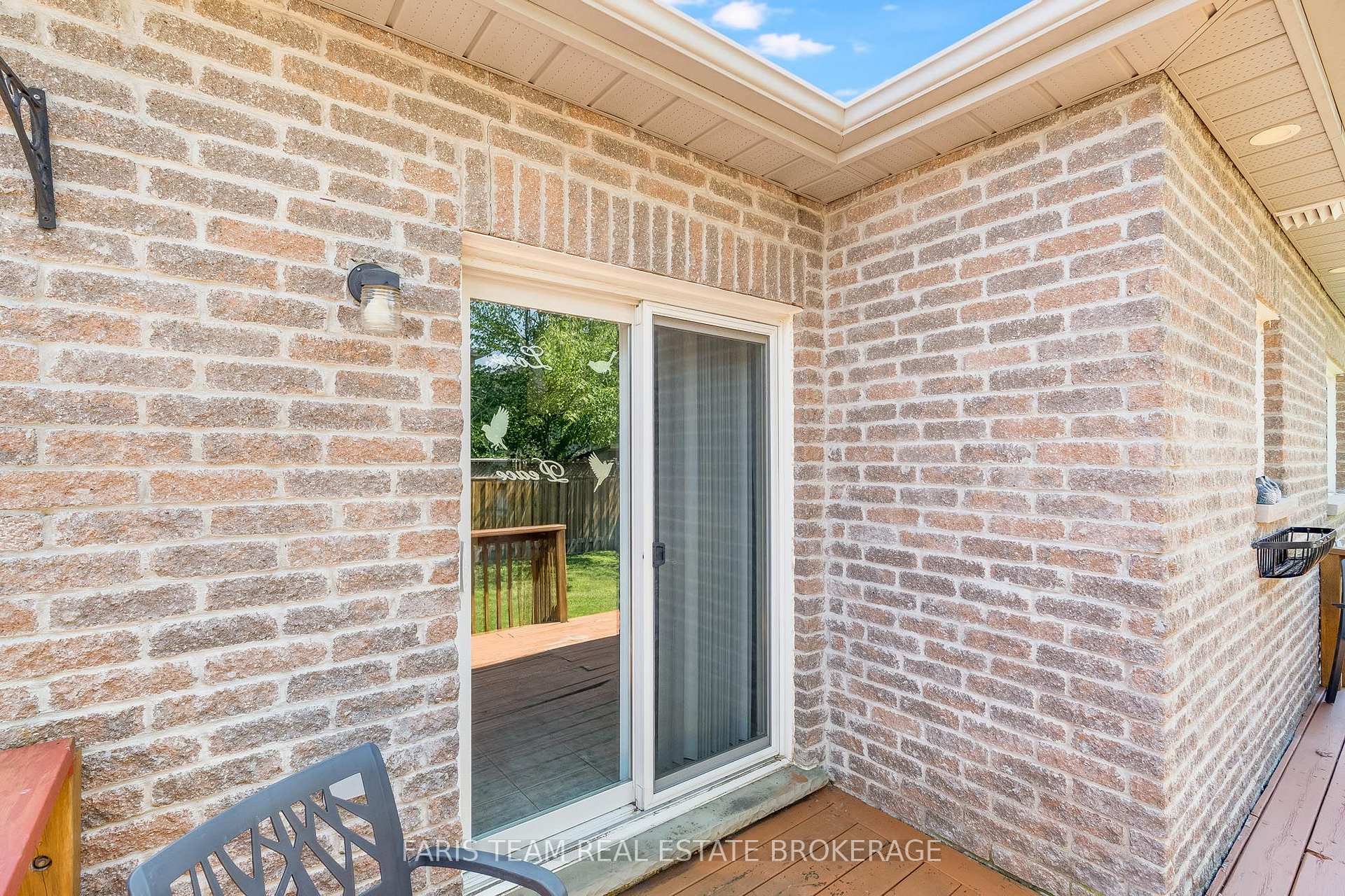 Photo 32 of 83 Joseph Crescent, Barrie, Painswick South — HOMEH