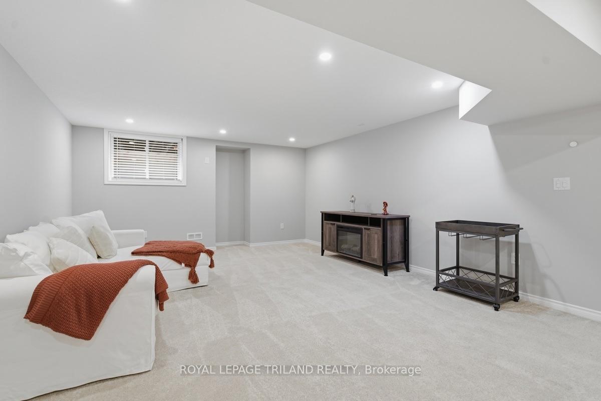Photo 28 of Unit 28, 2215 Callingham Drive, London, North R — HOMEH
