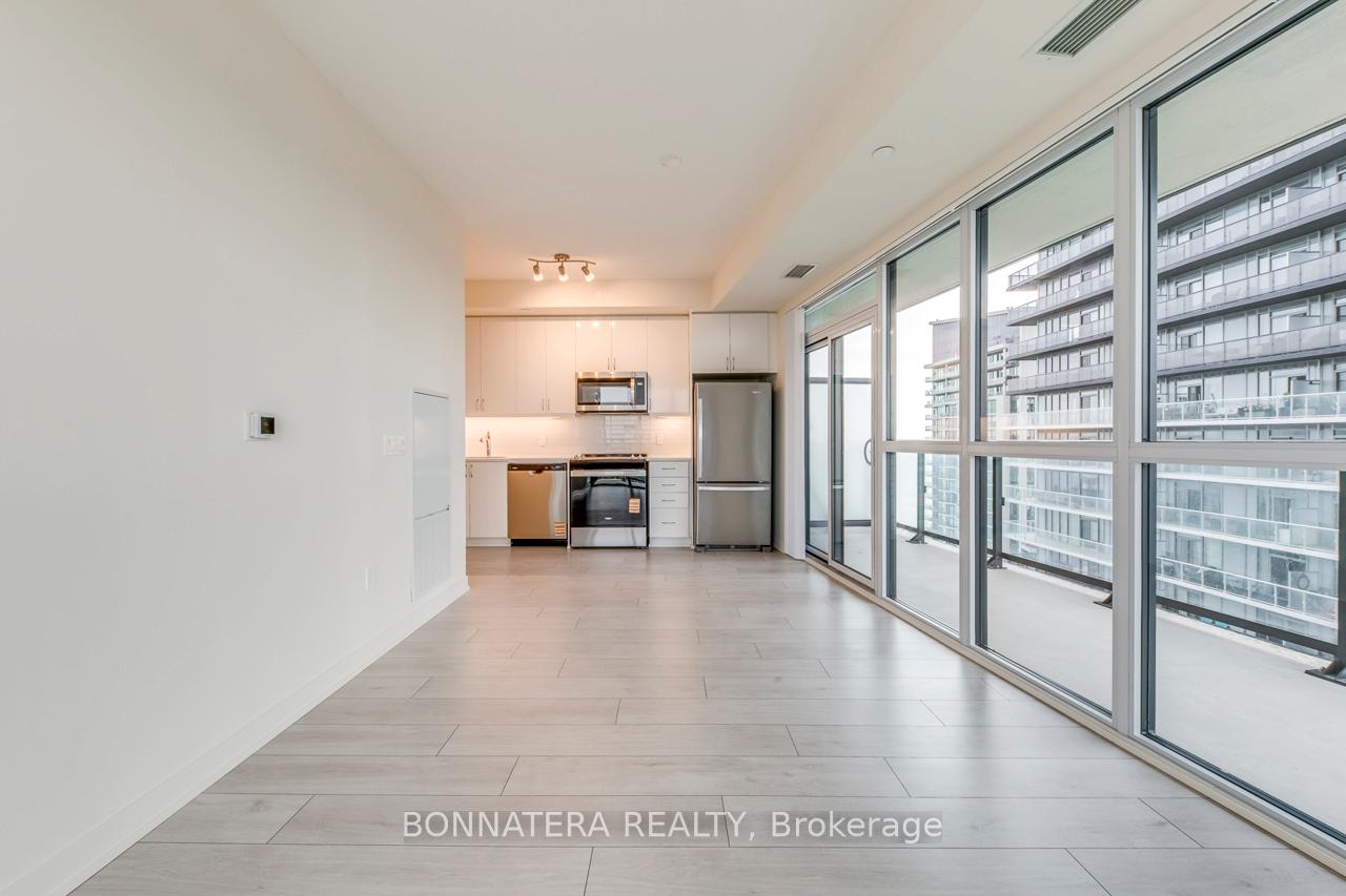 Photo 10 of Unit 3408, 38 Annie Craig Drive, Etobicoke, Mimico — HOMEH
