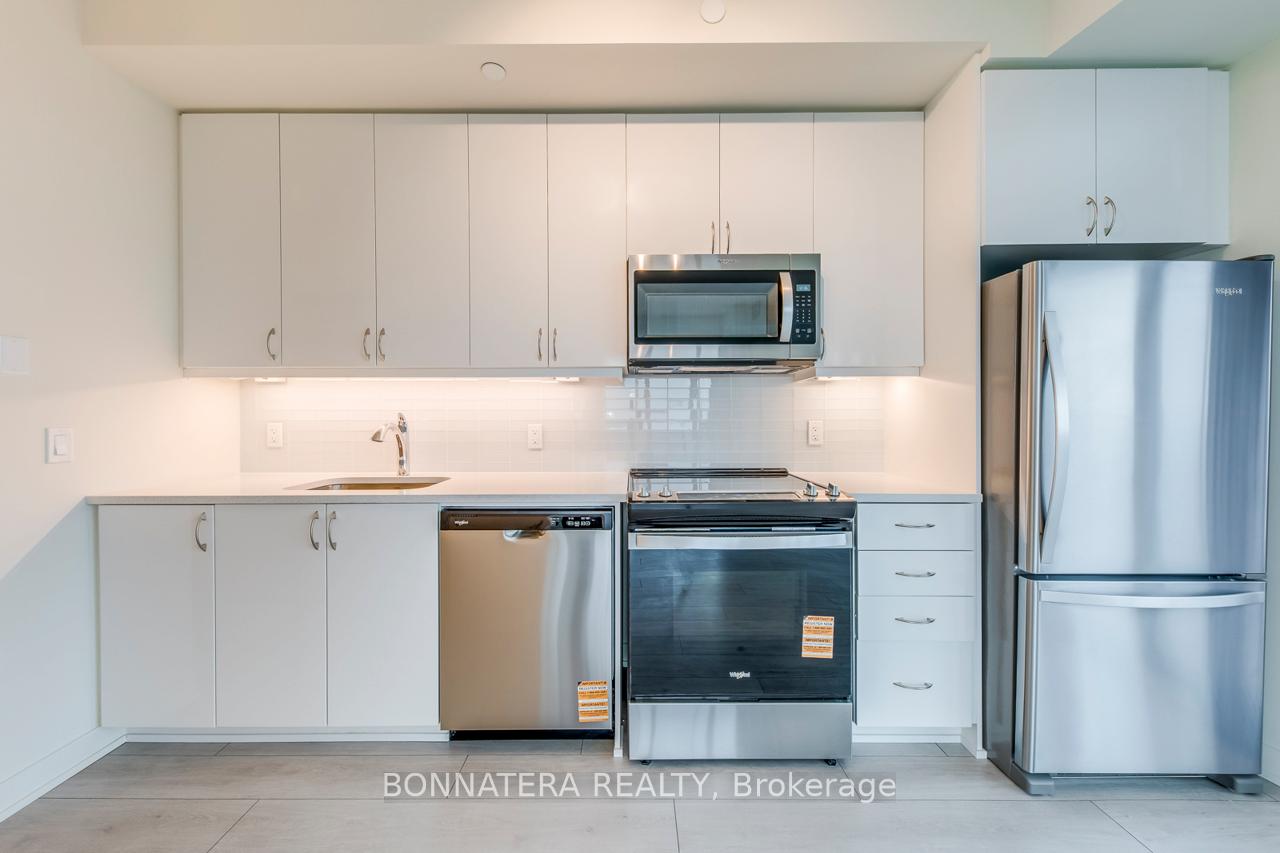Photo 12 of Unit 3408, 38 Annie Craig Drive, Etobicoke, Mimico — HOMEH