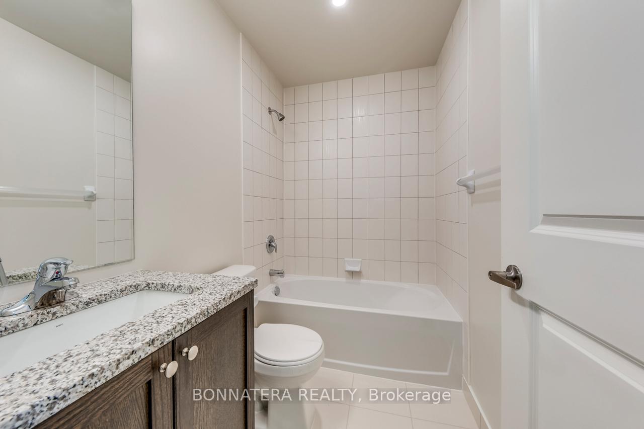 Photo 15 of Unit 3408, 38 Annie Craig Drive, Etobicoke, Mimico — HOMEH