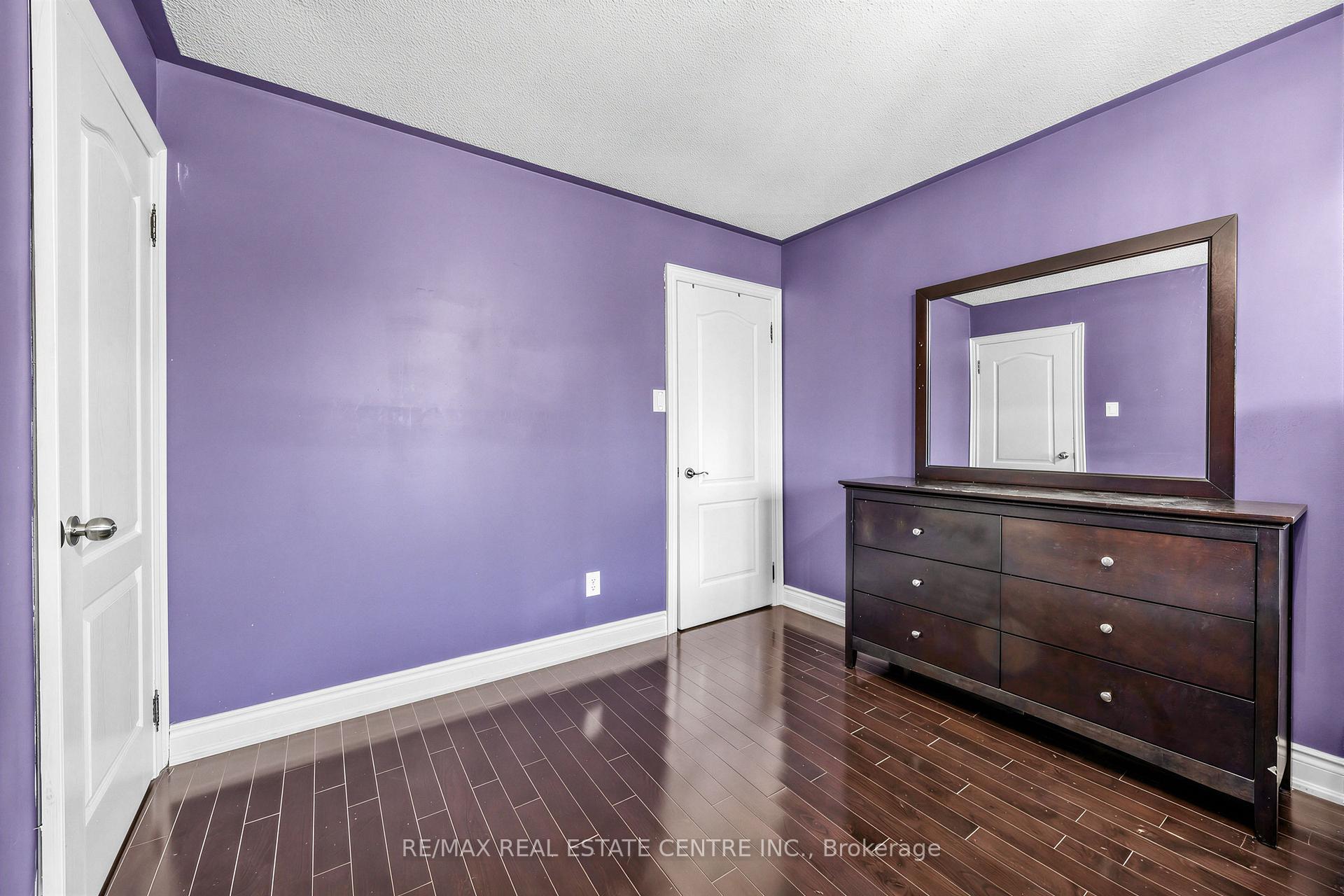 Photo 35 of 10 Diane Court, Brampton, Fletcher's Creek South — HOMEH