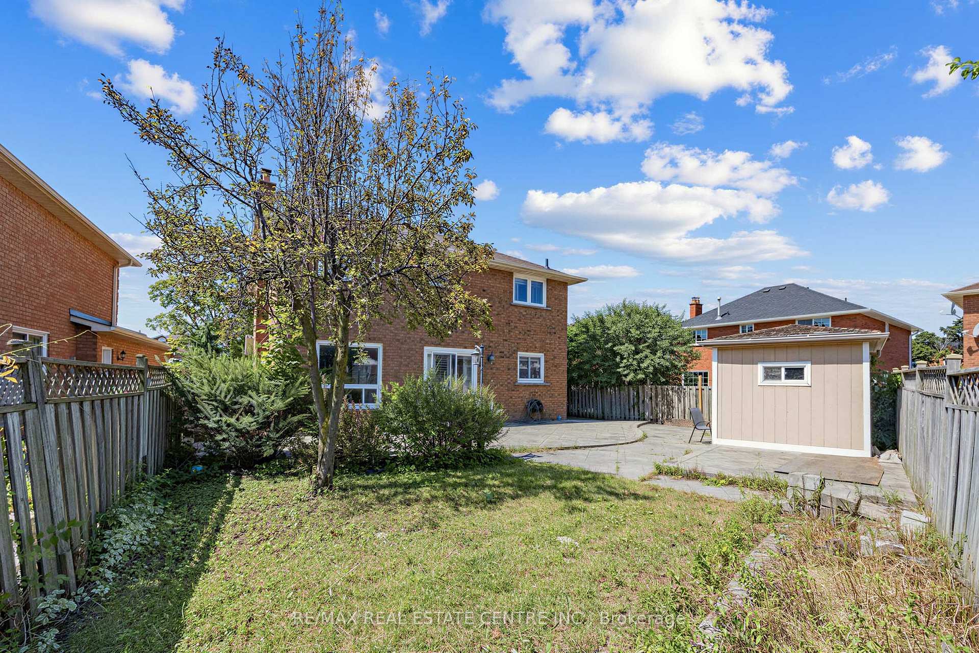 Photo 46 of 10 Diane Court, Brampton, Fletcher's Creek South — HOMEH