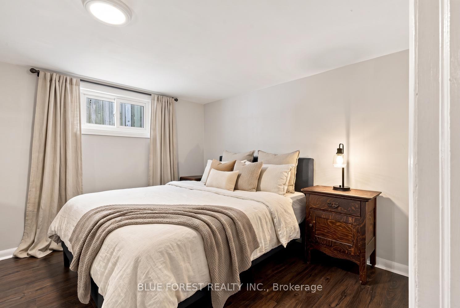 Photo 34 of 1329 Brydges Street, London, East N — HOMEH