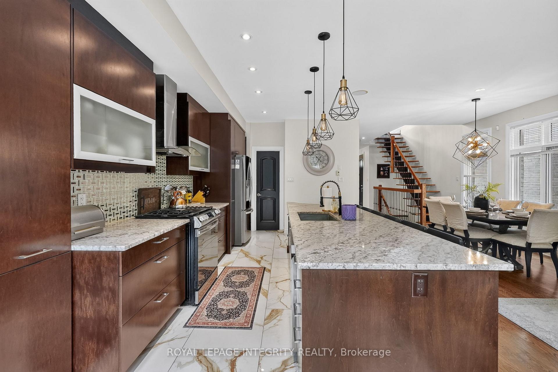 Photo 9 of 812 Petra Private, Ottawa, Kanata - Kanata Lakes/Heritage Hills — HOMEH