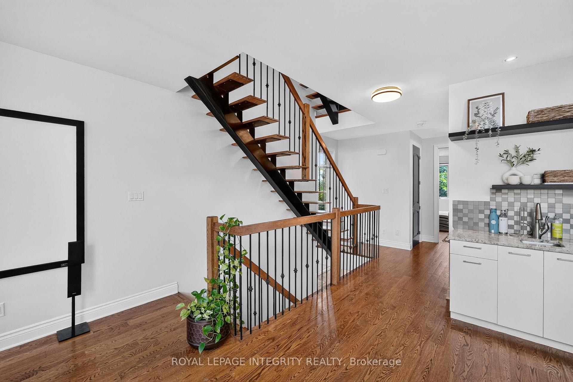 Photo 18 of 812 Petra Private, Ottawa, Kanata - Kanata Lakes/Heritage Hills — HOMEH
