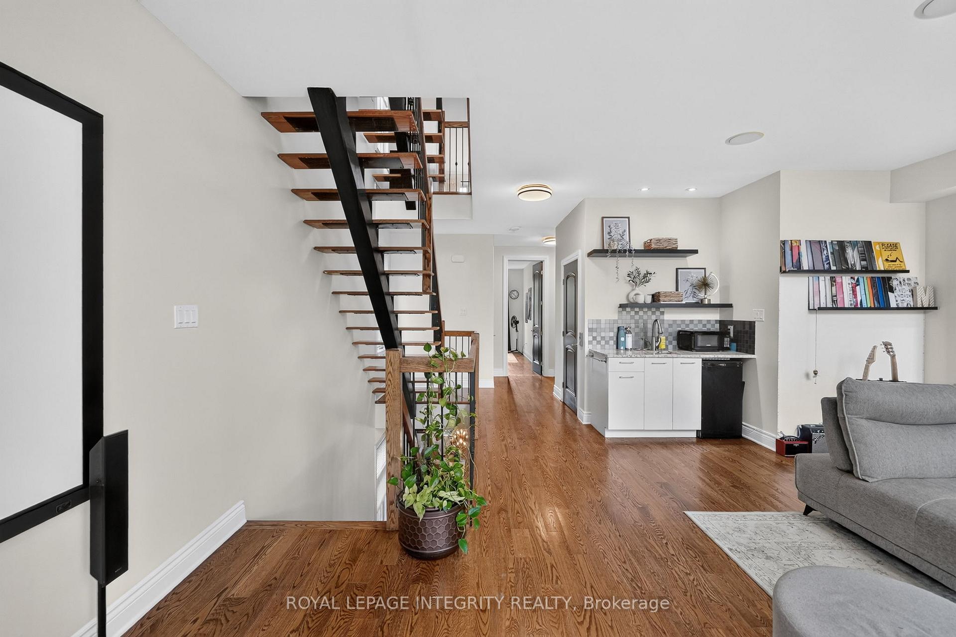 Photo 20 of 812 Petra Private, Ottawa, Kanata - Kanata Lakes/Heritage Hills — HOMEH