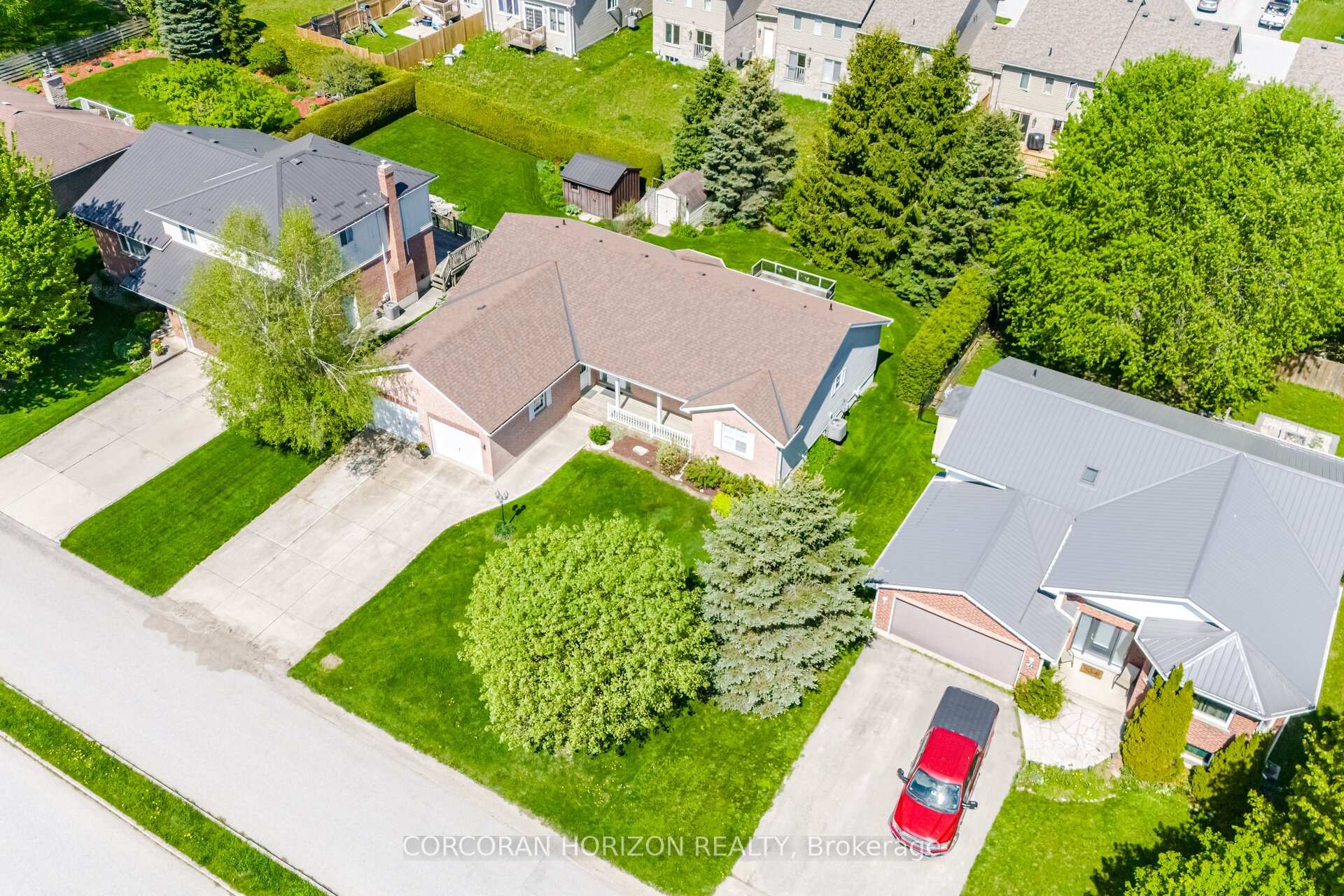 Photo 3 of 71 Grayview Drive, Grey Highlands — HOMEH