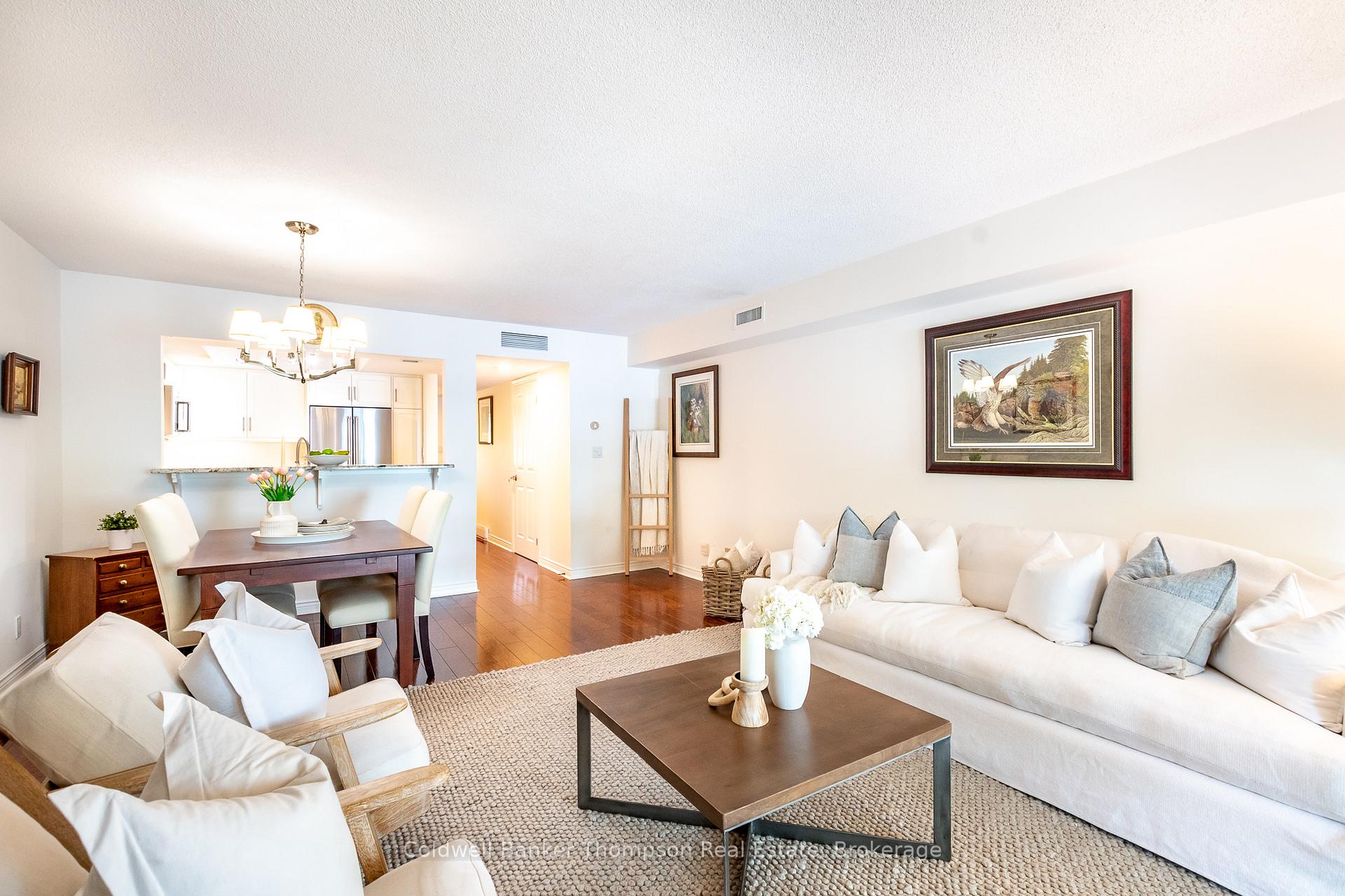 Photo 9 of Unit 204, 10 Coveside Drive, Huntsville — HOMEH
