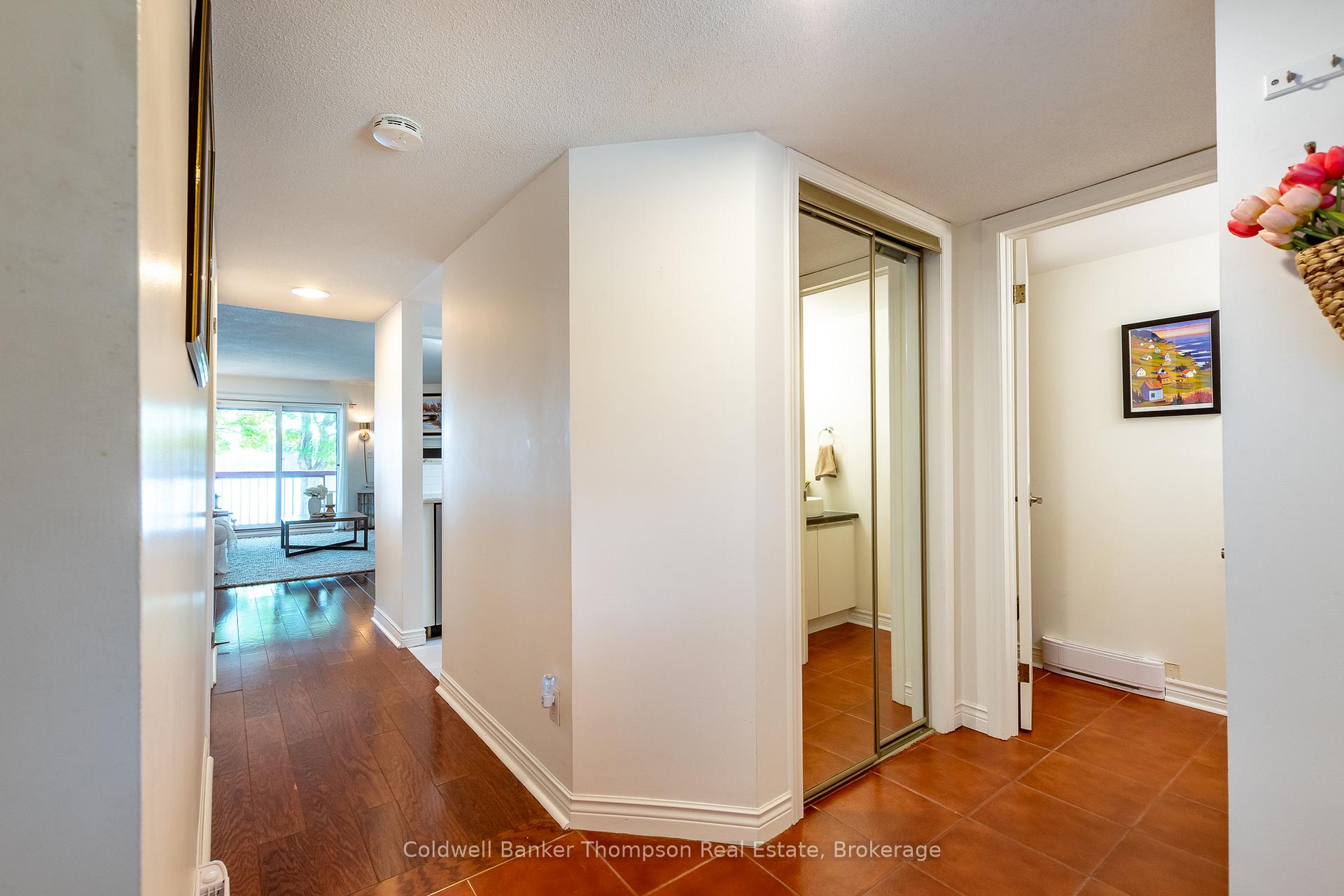 Photo 17 of Unit 204, 10 Coveside Drive, Huntsville — HOMEH