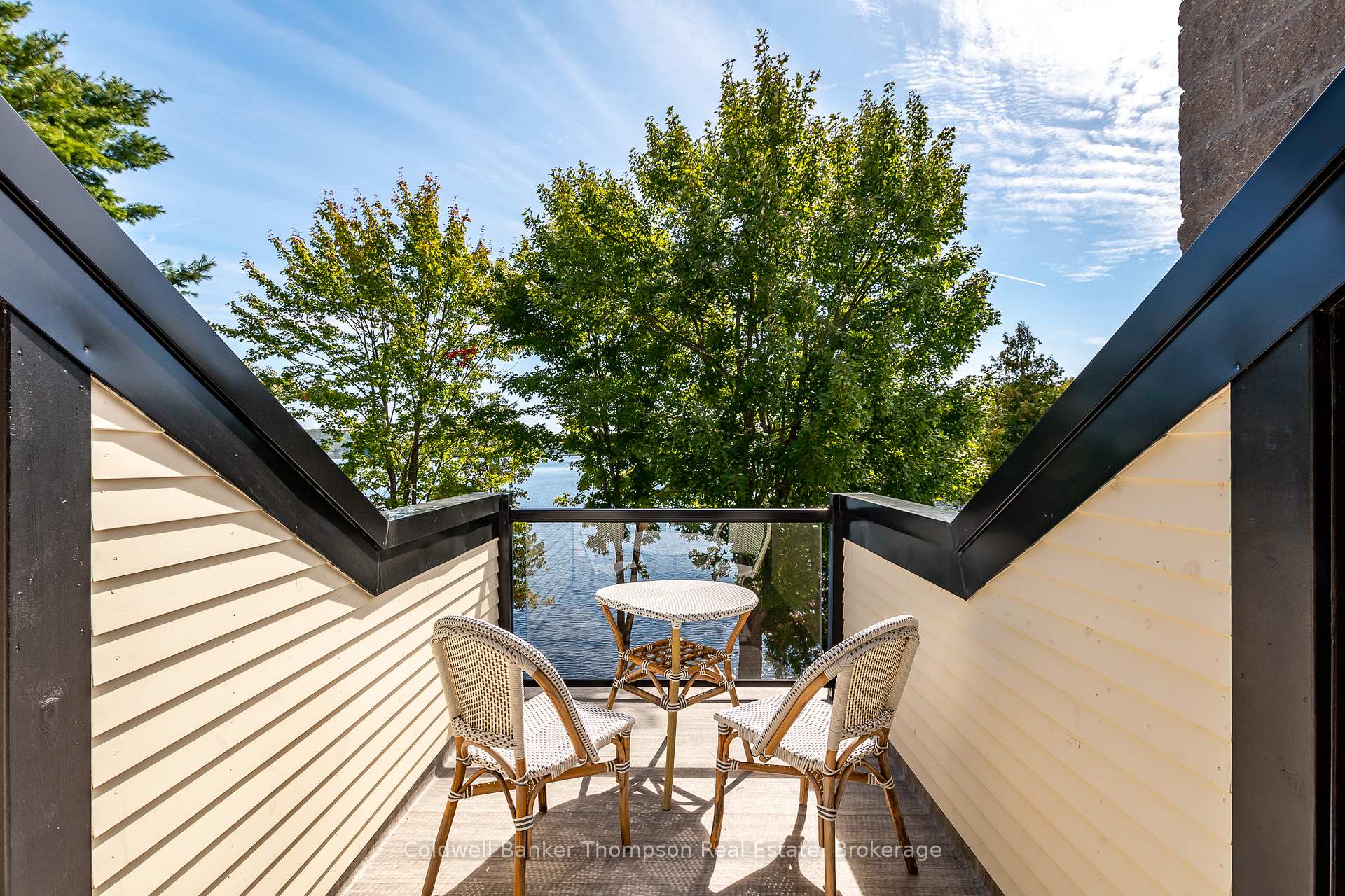 Photo 22 of Unit 204, 10 Coveside Drive, Huntsville — HOMEH