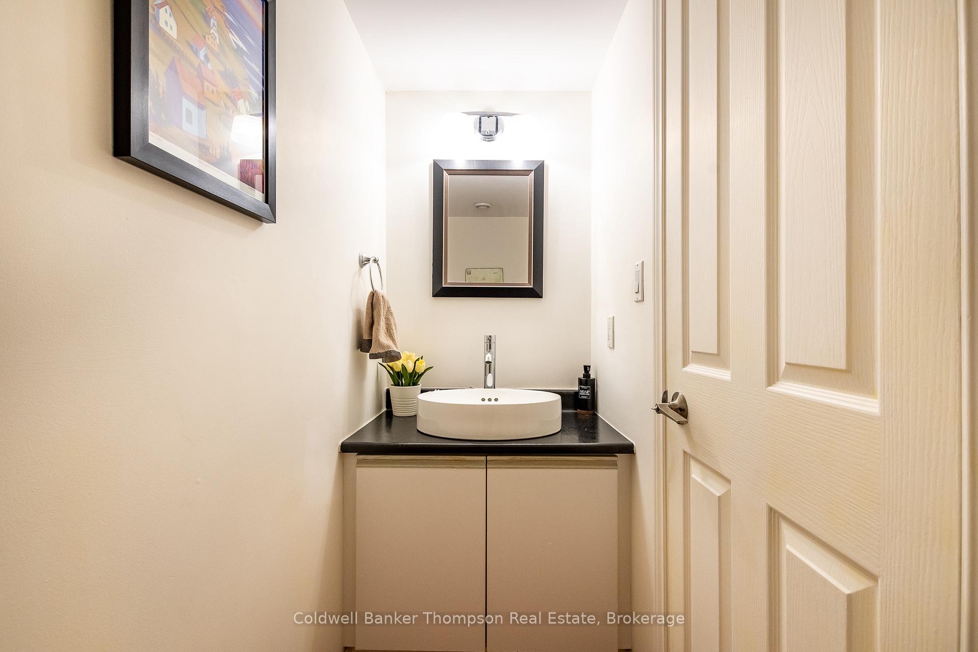 Photo 28 of Unit 204, 10 Coveside Drive, Huntsville — HOMEH