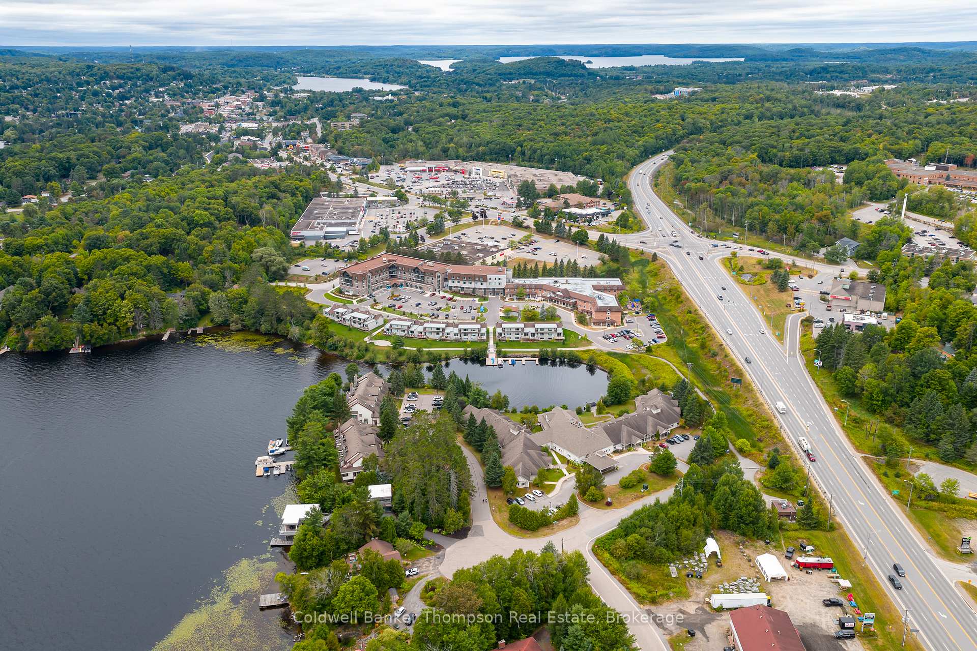 Photo 35 of Unit 204, 10 Coveside Drive, Huntsville — HOMEH