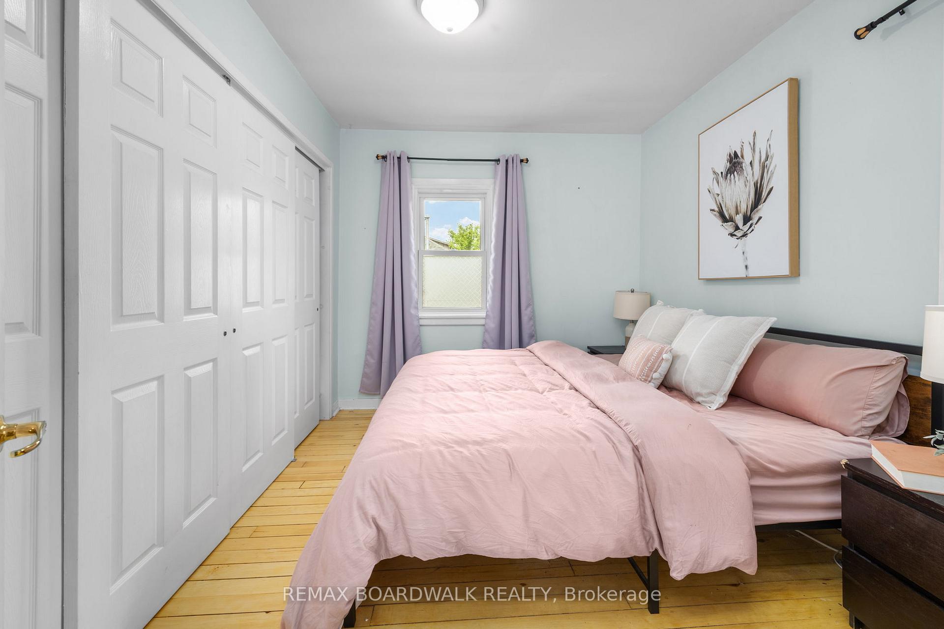 Photo 16 of 111 Beckwith Street E, Perth, Perth — HOMEH