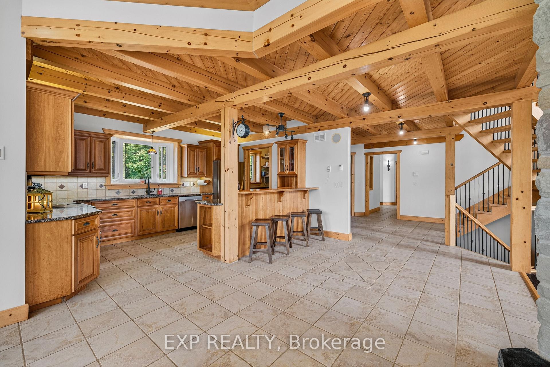 Photo 8 of 7392 Wellington Road 11, Mapleton, Rural Mapleton — HOMEH