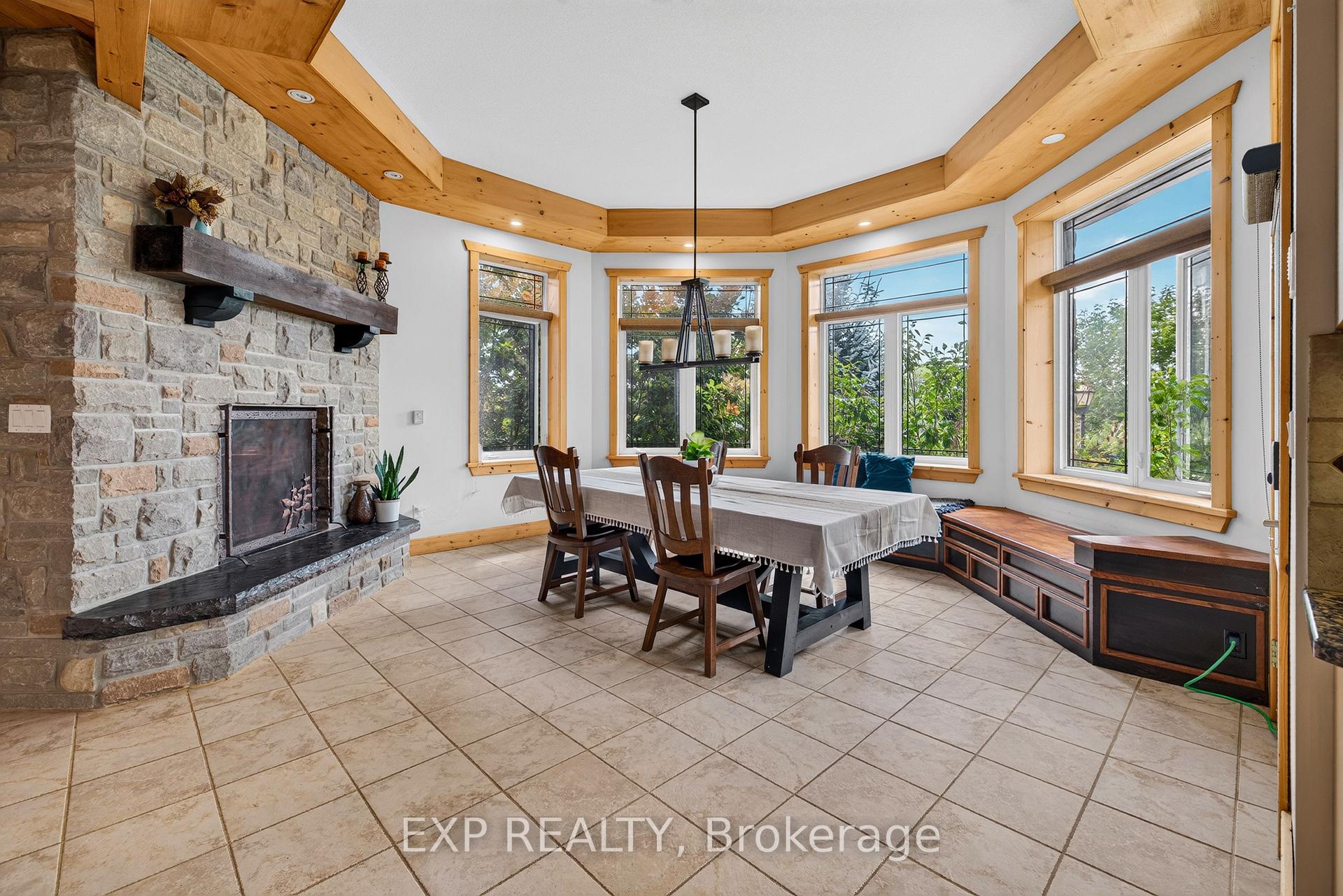 Photo 12 of 7392 Wellington Road 11, Mapleton, Rural Mapleton — HOMEH