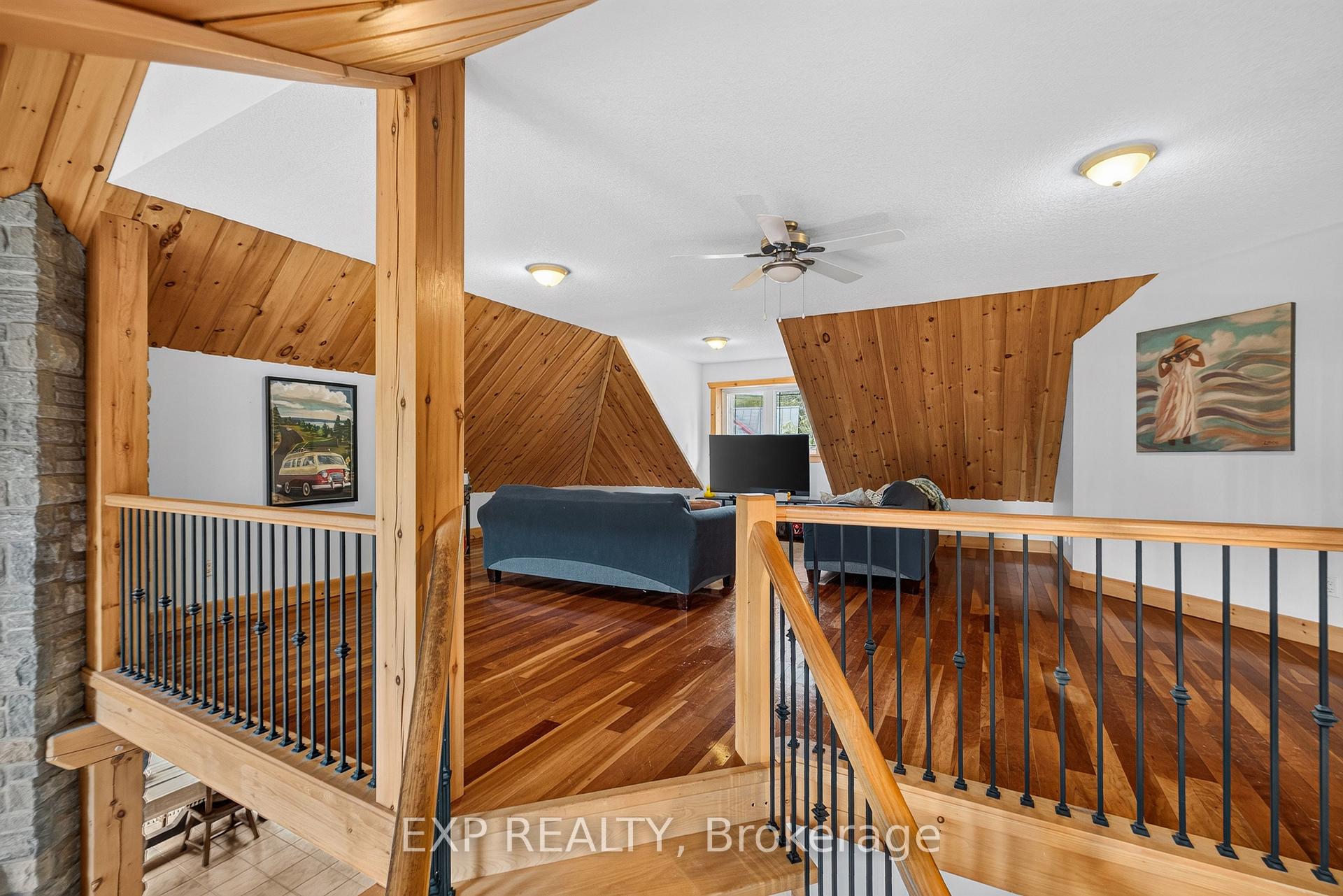 Photo 20 of 7392 Wellington Road 11, Mapleton, Rural Mapleton — HOMEH