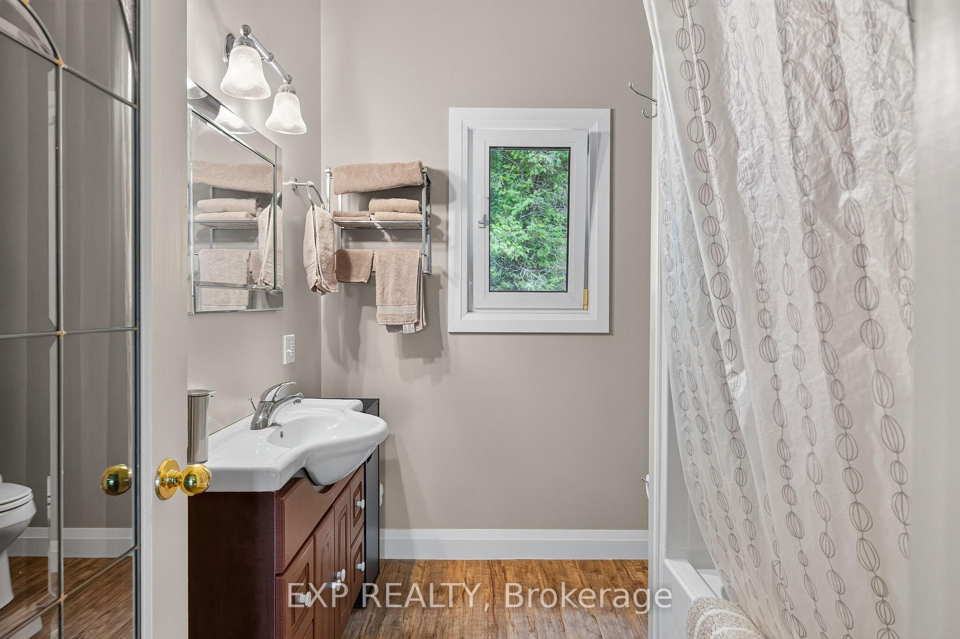 Photo 47 of 7392 Wellington Road 11, Mapleton, Rural Mapleton — HOMEH