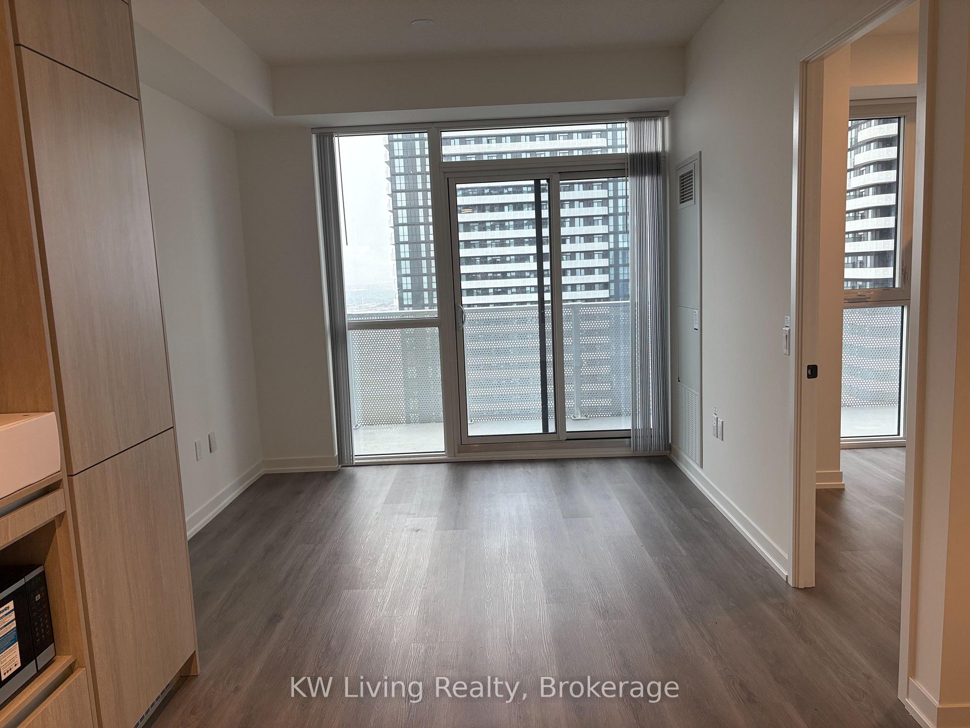 Photo 1 of Unit 3916, 28 Interchange Way, Vaughan, Vaughan Corporate Centre — HOMEH