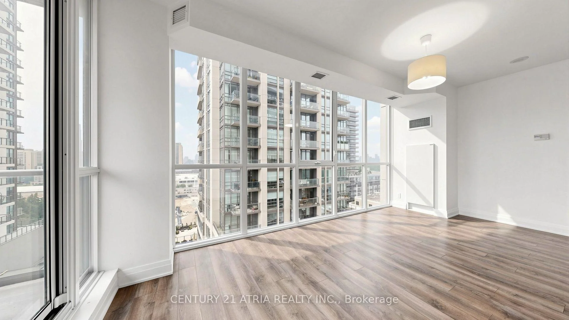Photo 11 of Unit 1004, 530 St Clair Avenue W, Toronto, Humewood-Cedarvale — HOMEH