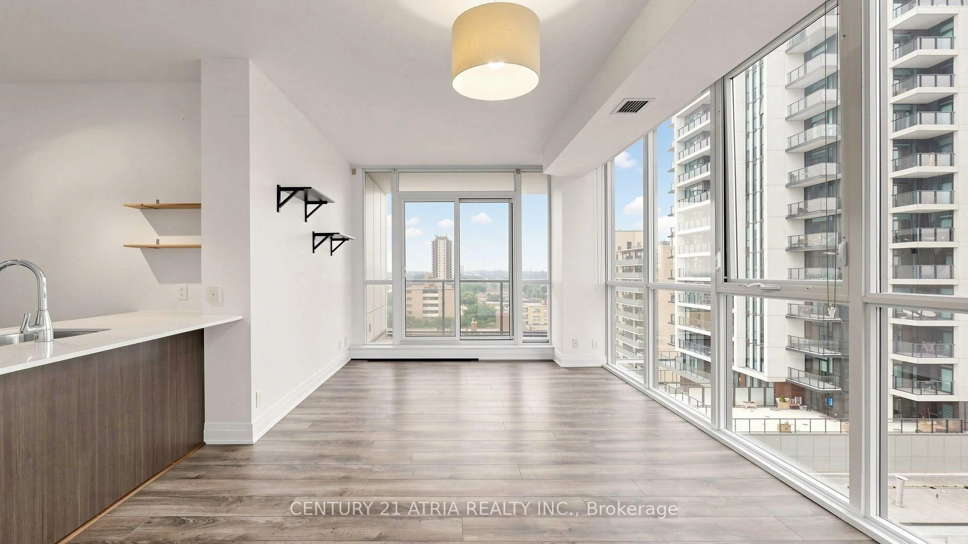 Photo 12 of Unit 1004, 530 St Clair Avenue W, Toronto, Humewood-Cedarvale — HOMEH