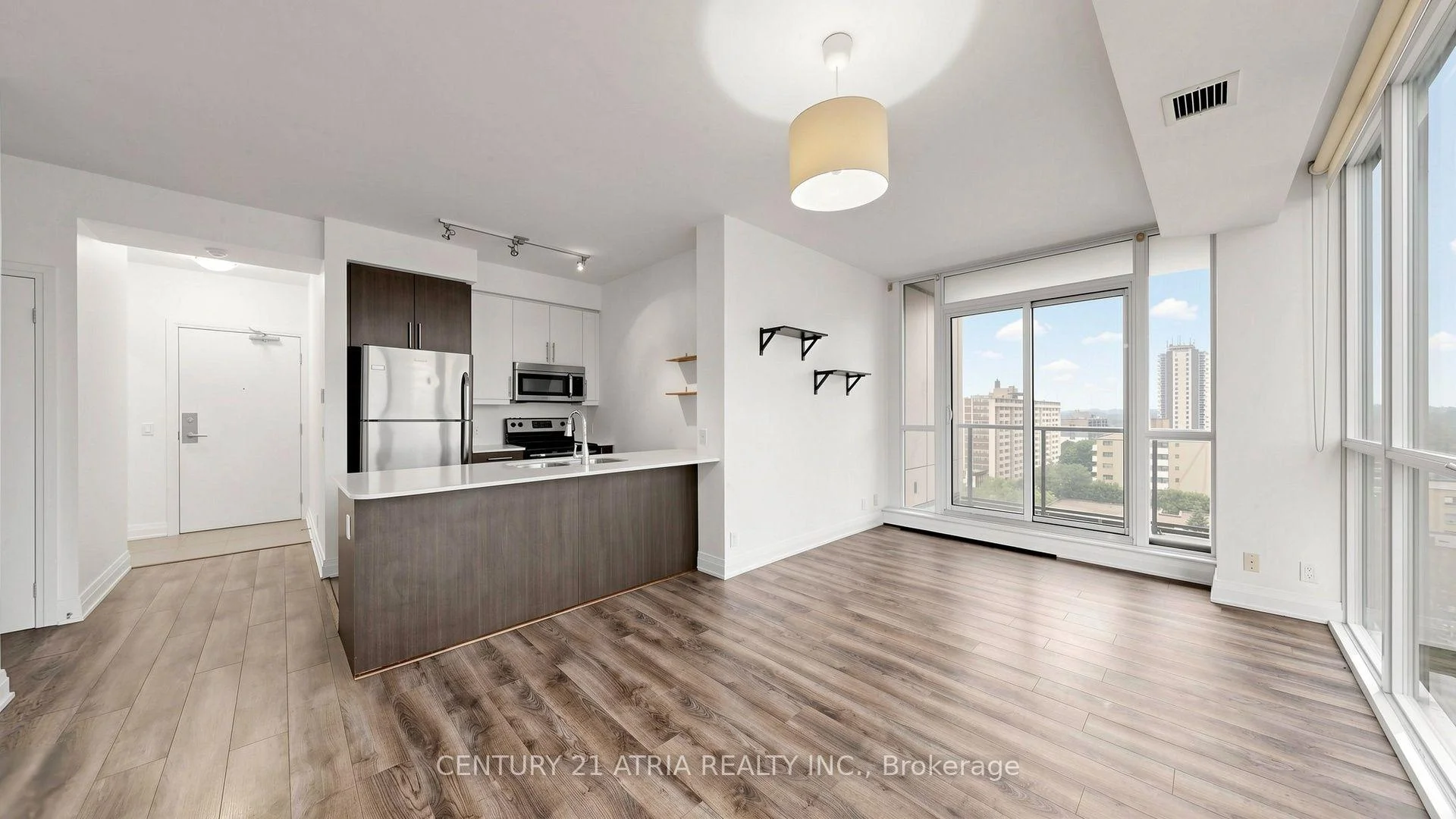 Photo 13 of Unit 1004, 530 St Clair Avenue W, Toronto, Humewood-Cedarvale — HOMEH