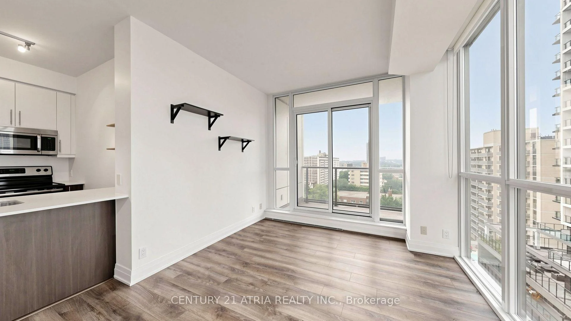 Photo 14 of Unit 1004, 530 St Clair Avenue W, Toronto, Humewood-Cedarvale — HOMEH