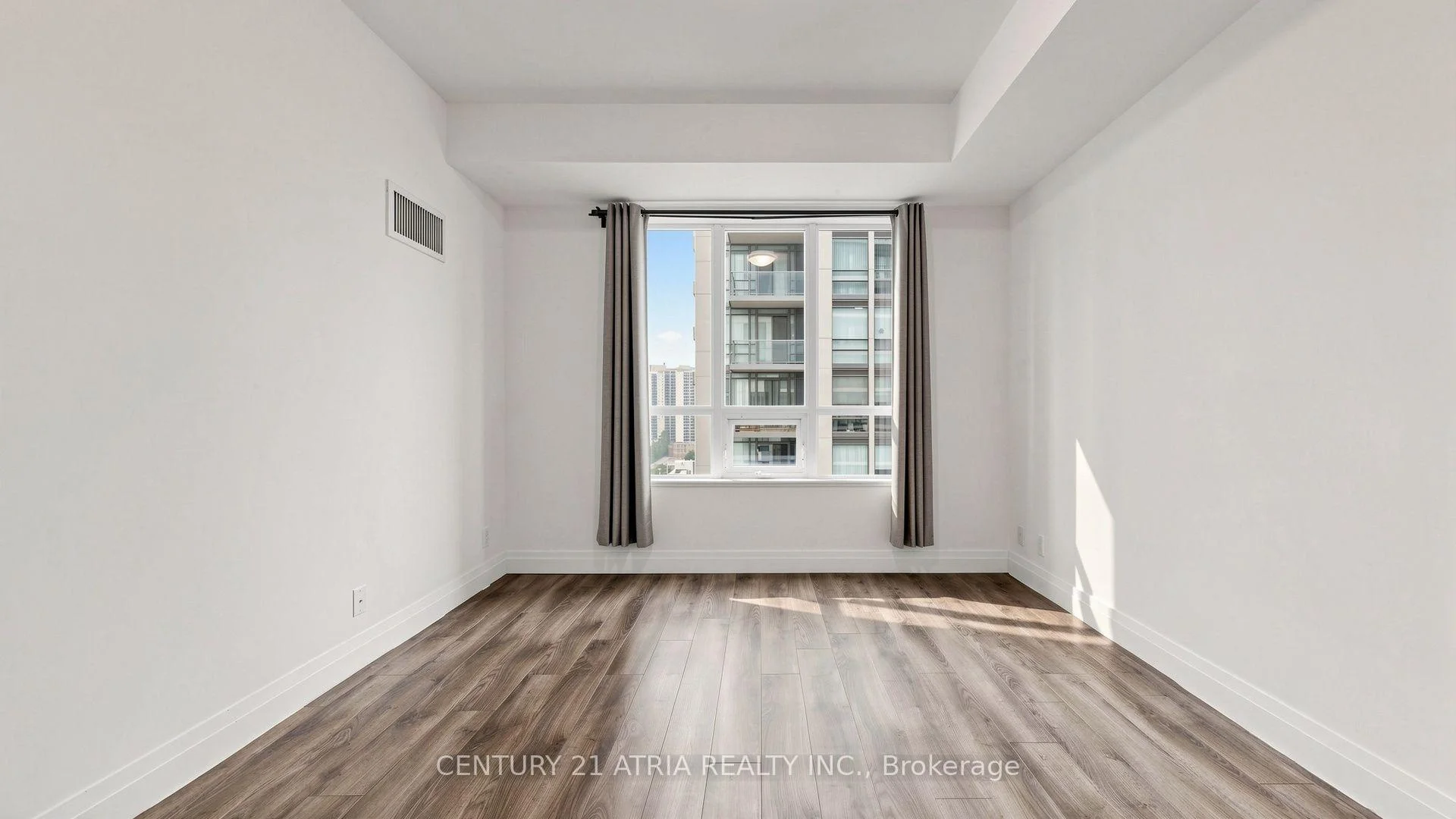 Photo 28 of Unit 1004, 530 St Clair Avenue W, Toronto, Humewood-Cedarvale — HOMEH