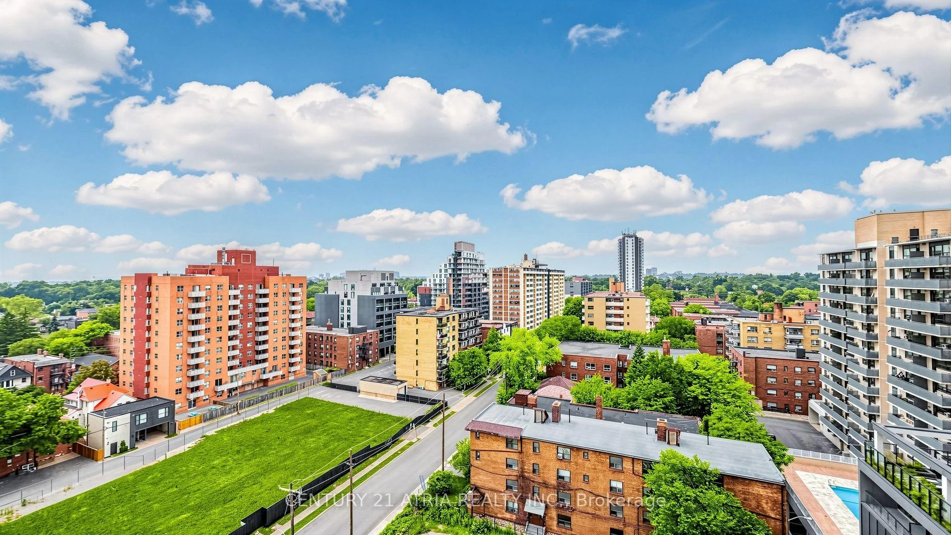 Photo 40 of Unit 1004, 530 St Clair Avenue W, Toronto, Humewood-Cedarvale — HOMEH