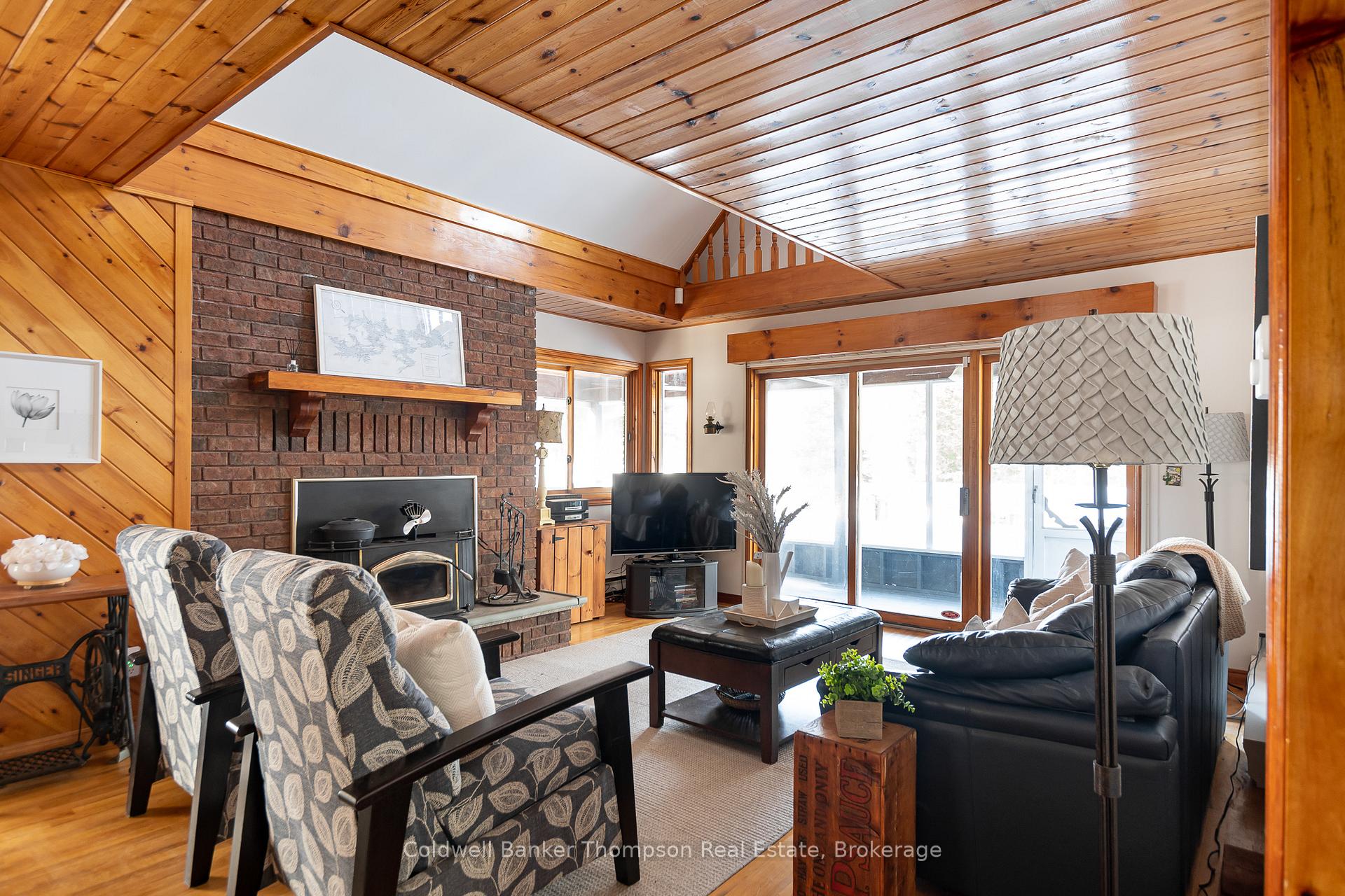 Photo 8 of 215 Ena Drive, Huntsville, Chaffey — HOMEH