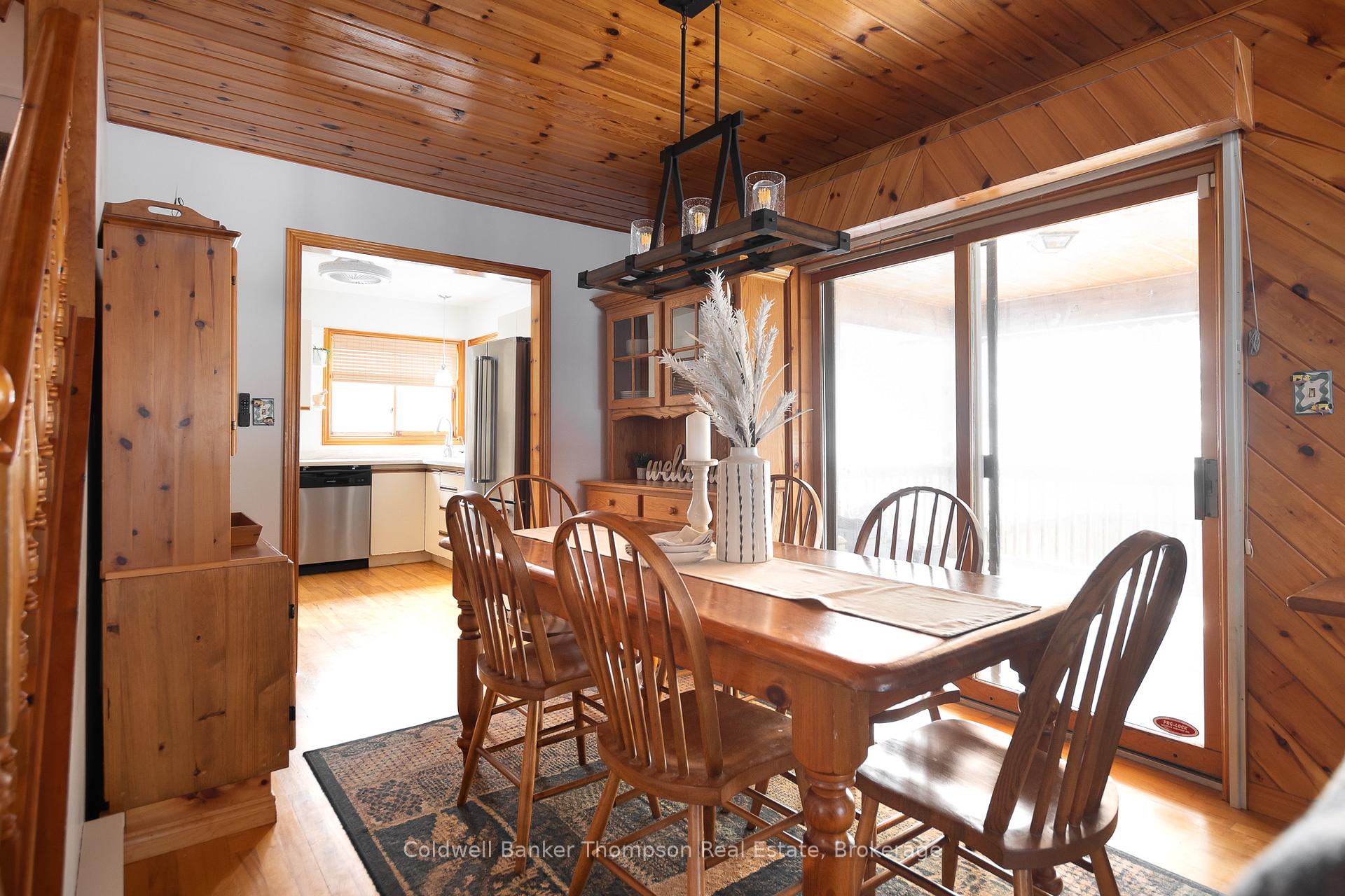 Photo 12 of 215 Ena Drive, Huntsville, Chaffey — HOMEH