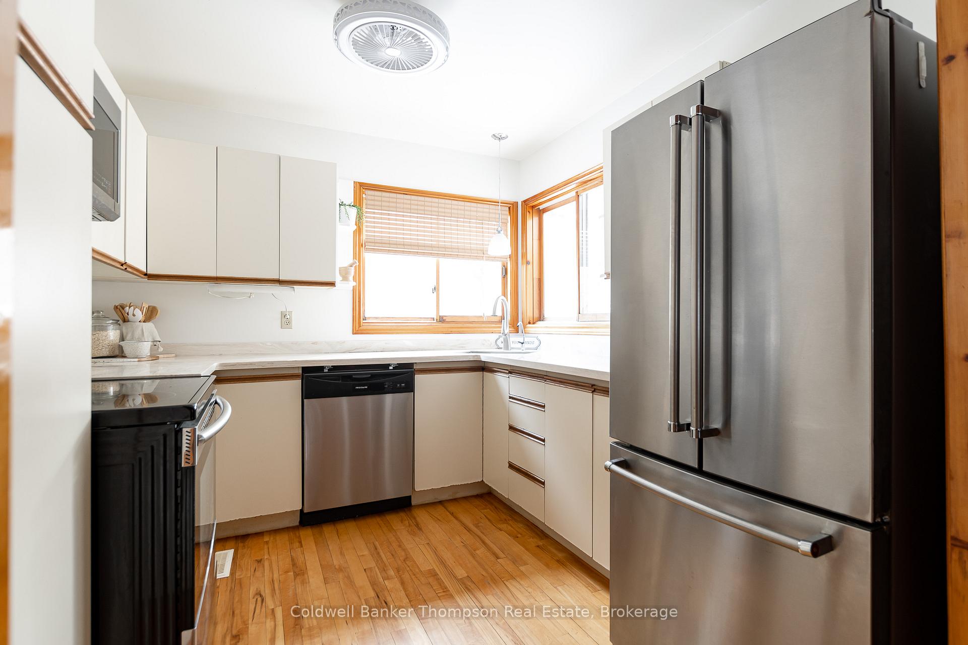 Photo 13 of 215 Ena Drive, Huntsville, Chaffey — HOMEH